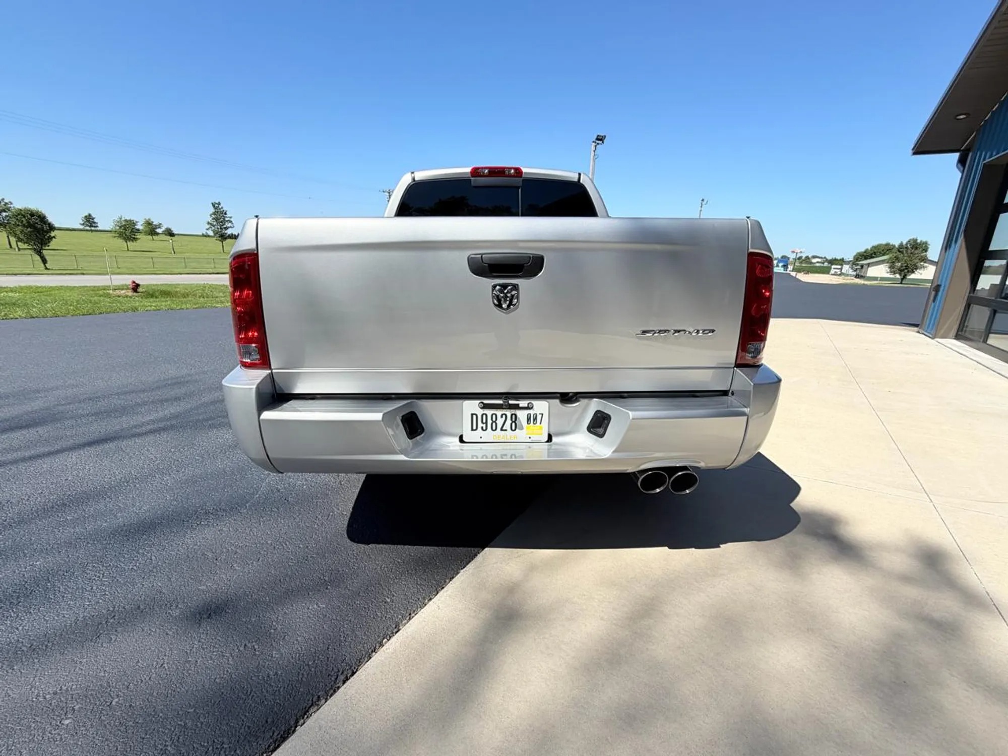 2005 Dodge Ram 1500 SRT