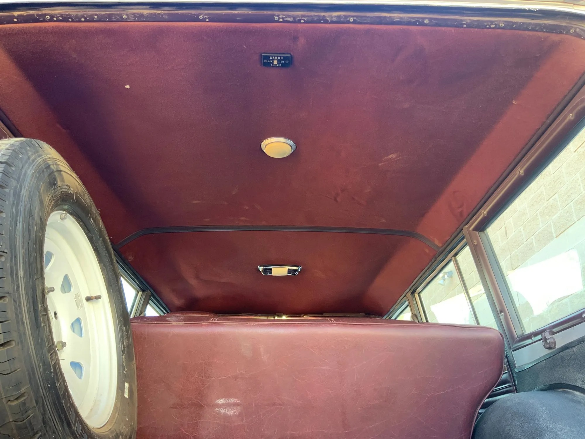 1987 Jeep Grand Wagoneer