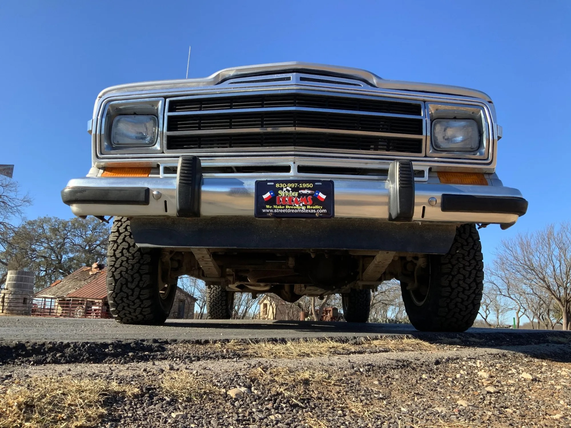 1987 Jeep Grand Wagoneer