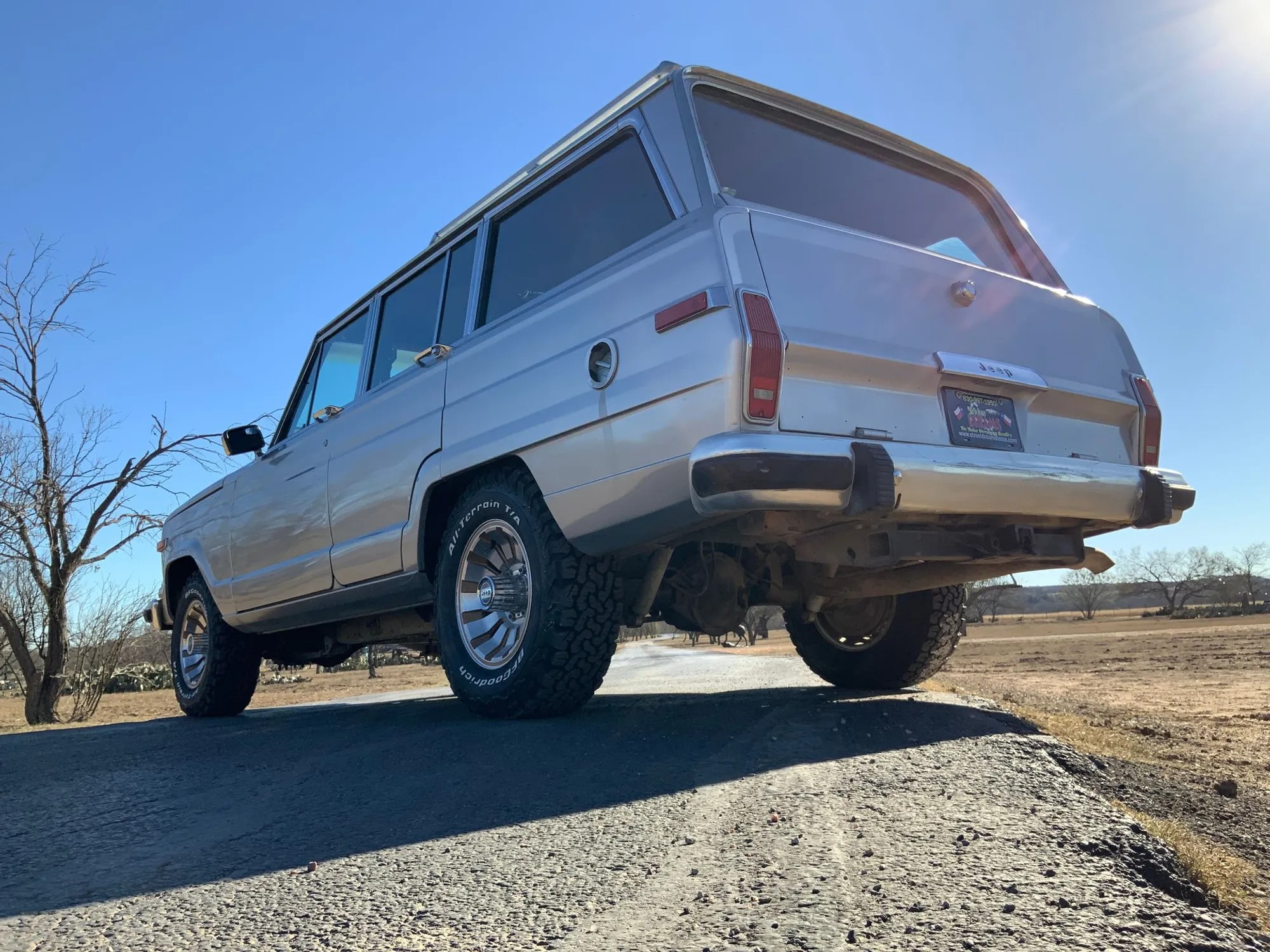 1987 Jeep Grand Wagoneer
