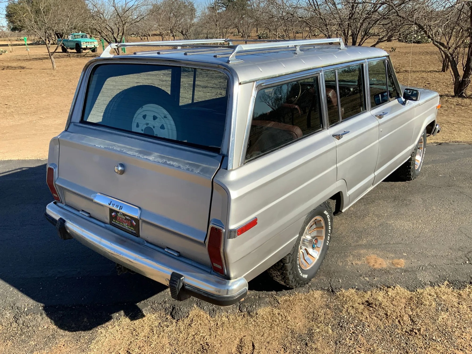 1987 Jeep Grand Wagoneer