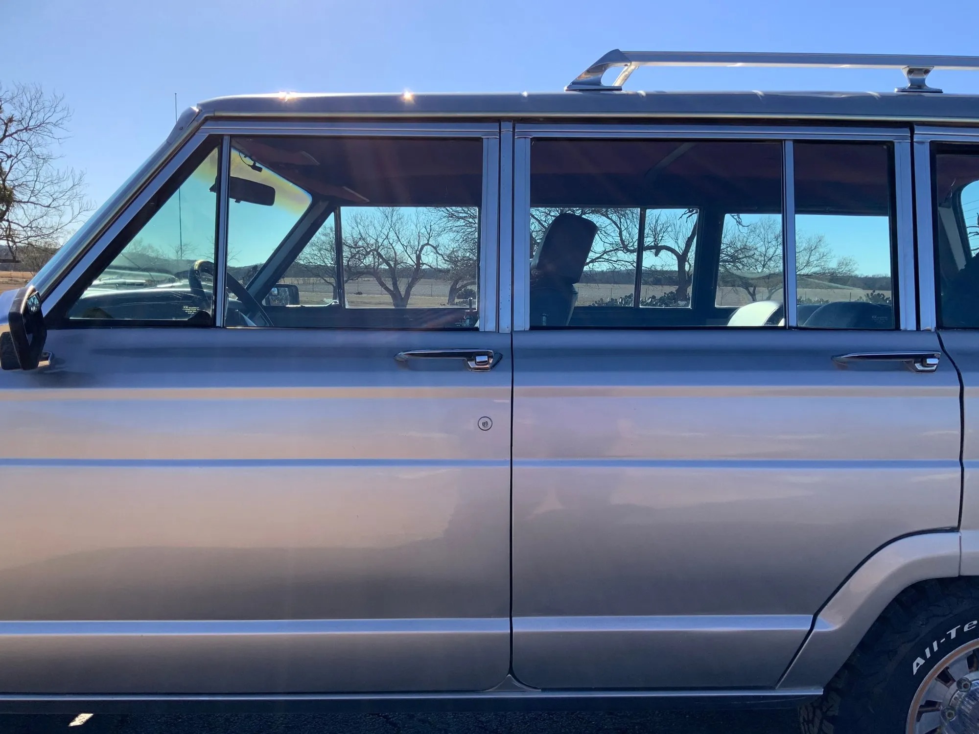 1987 Jeep Grand Wagoneer