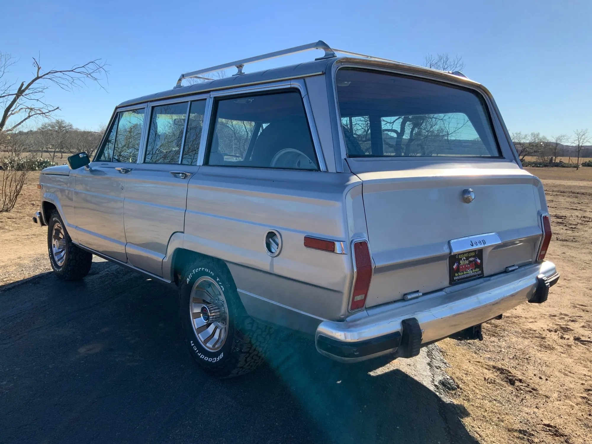 1987 Jeep Grand Wagoneer