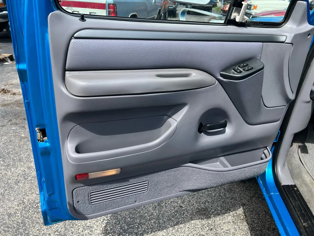 1995 Ford F-150 Reg Cab