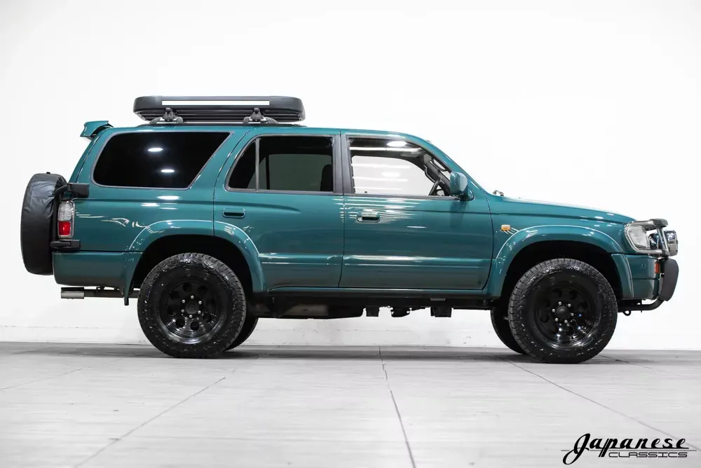 1997 Toyota Hilux Surf SSR-G - 2