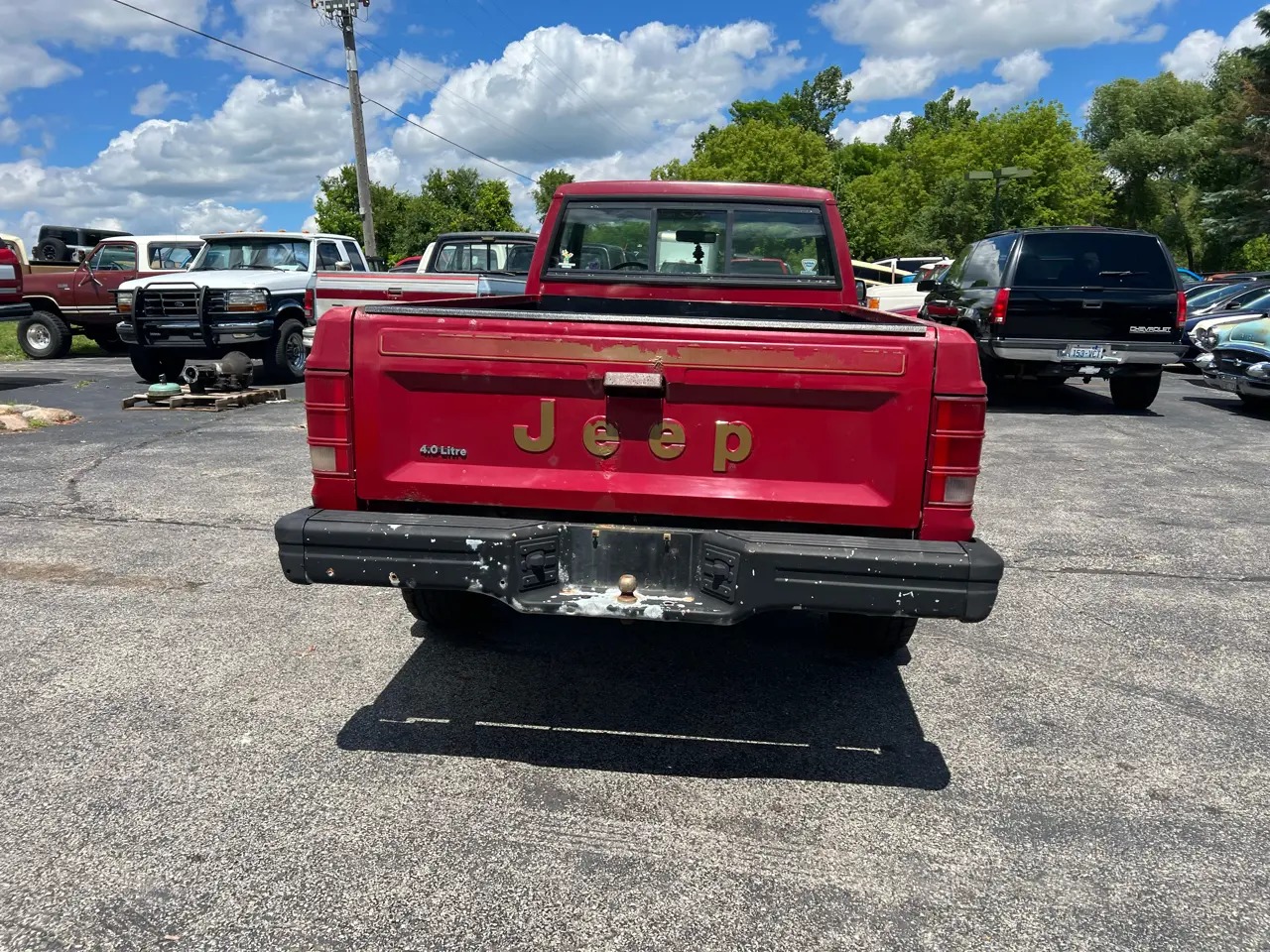 1988 Jeep Comanche Pioneer