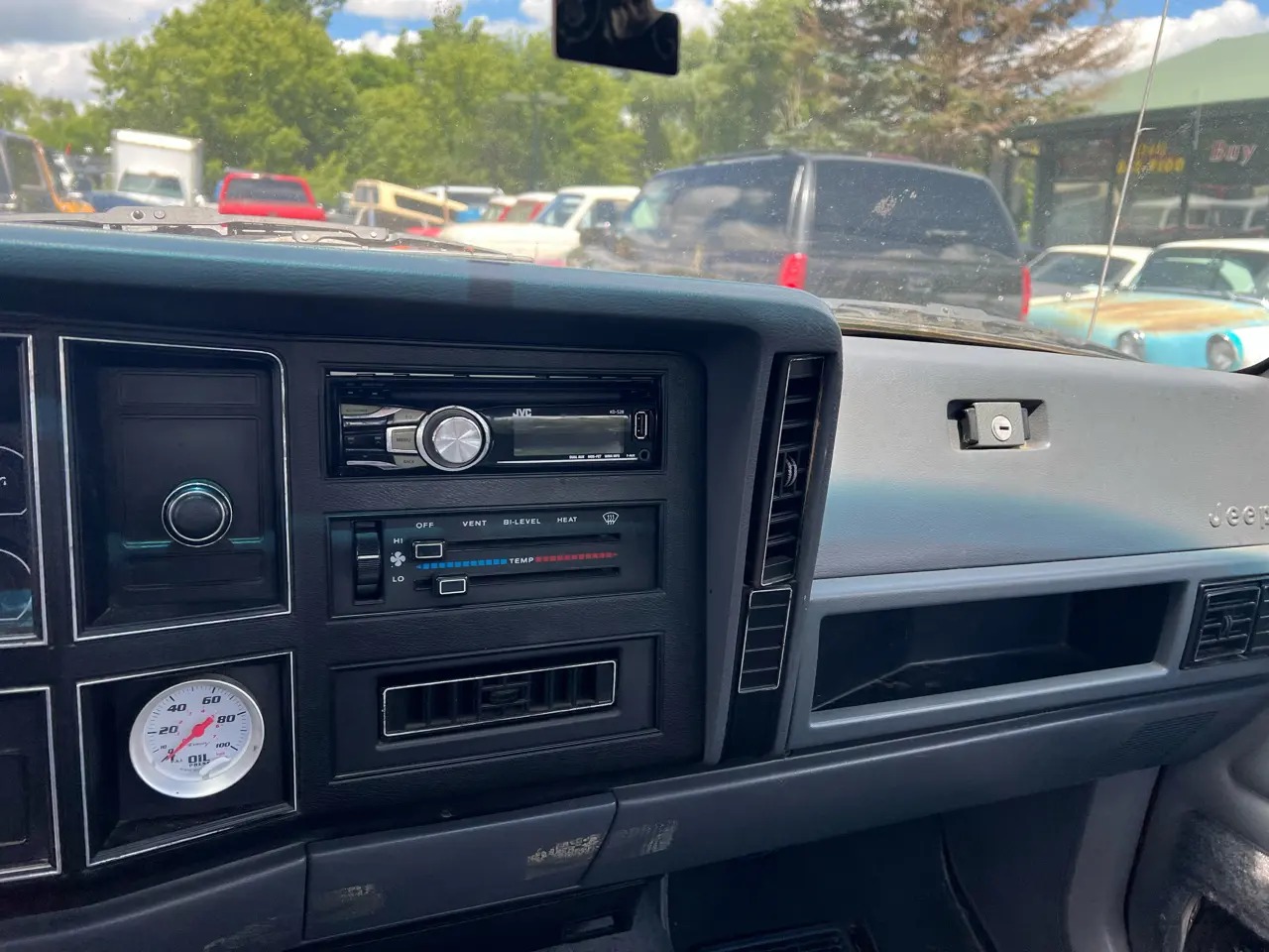 1988 Jeep Comanche Pioneer