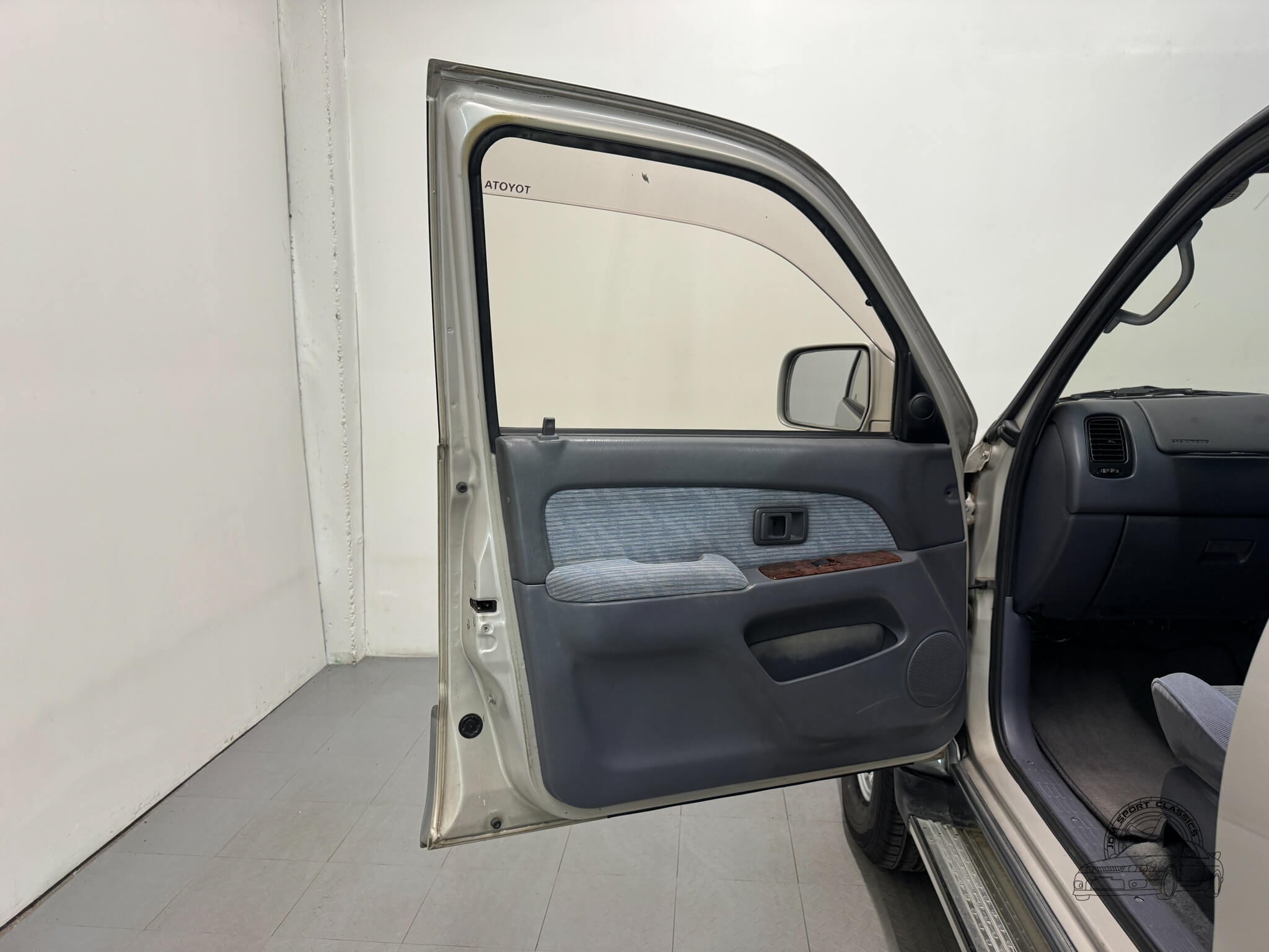 1995 Toyota Hilux Surf SSR-G