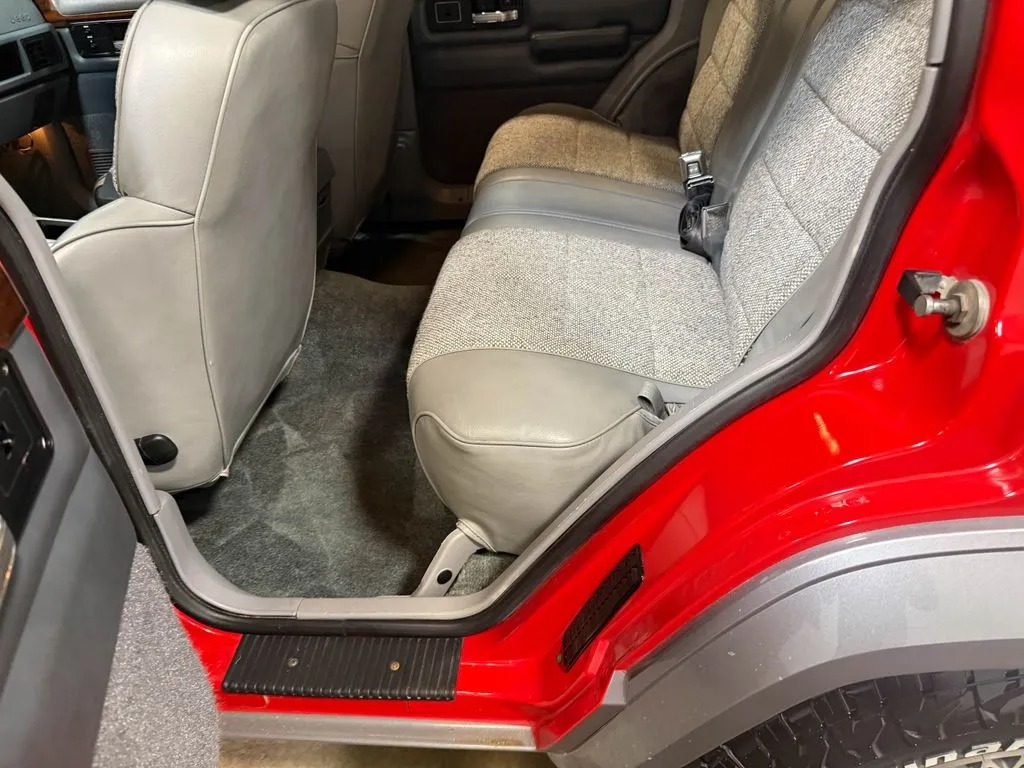 1994 Jeep Cherokee Country
