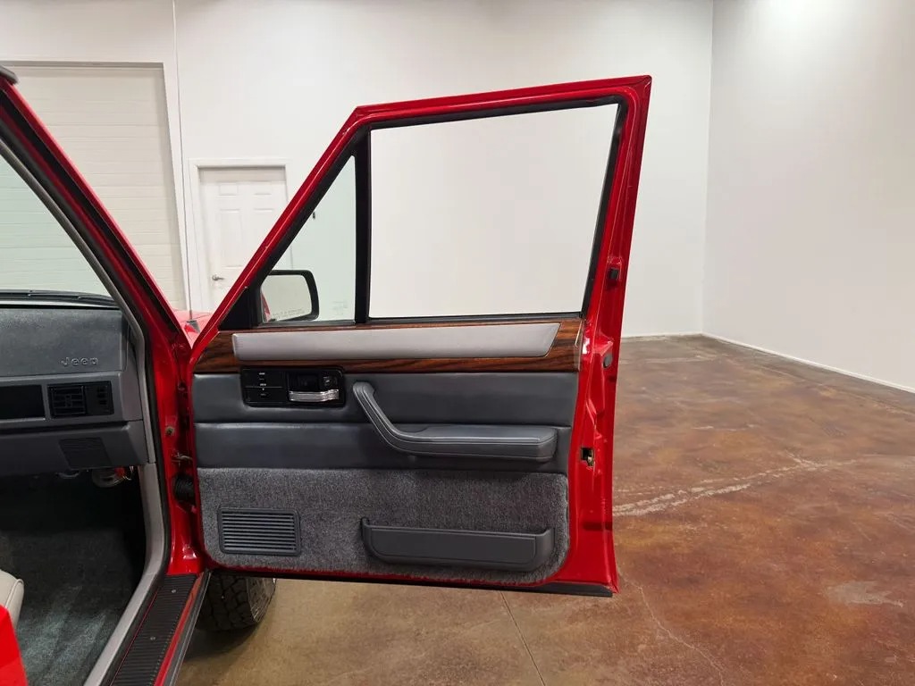 1994 Jeep Cherokee Country