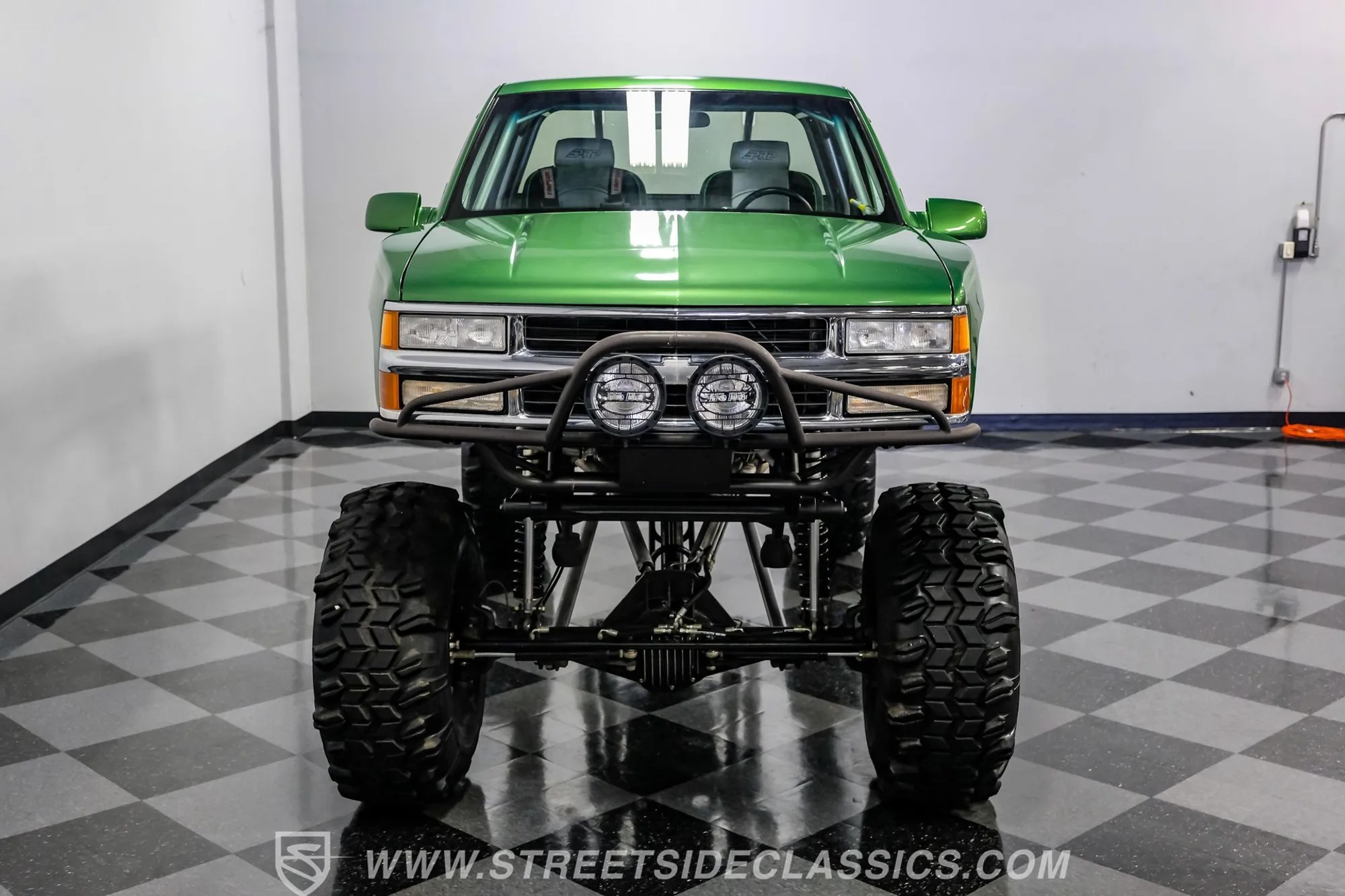 Modified 1988 Chevrolet C1500 Monster Truck