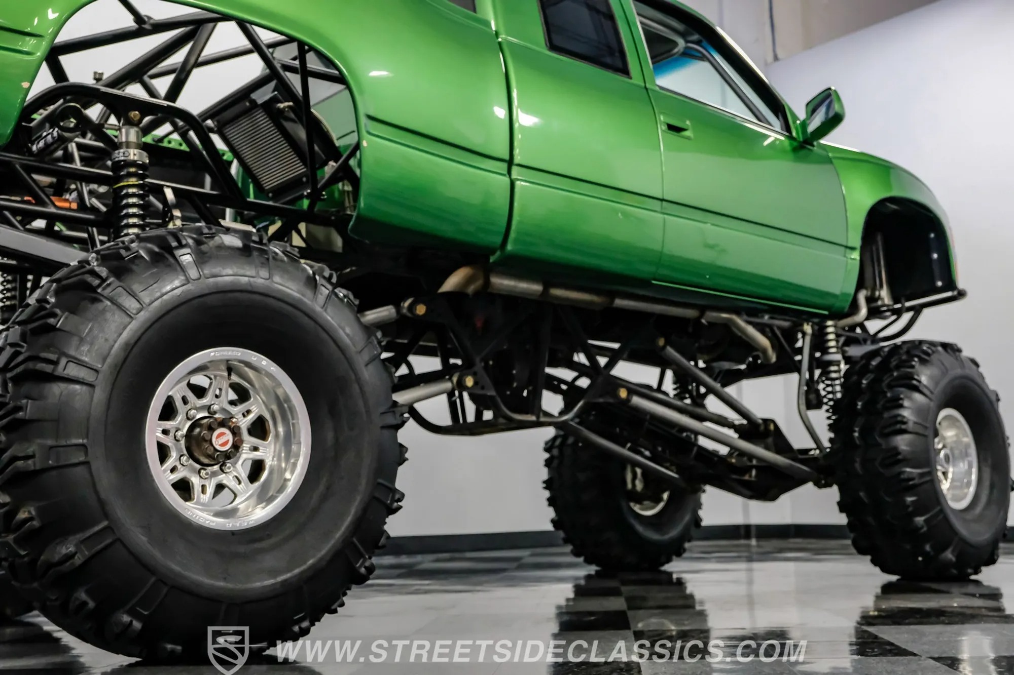 Modified 1988 Chevrolet C1500 Monster Truck
