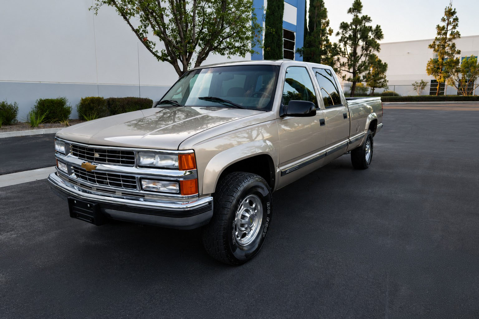 1998 Chevrolet K3500 Silverado Crew Cab 4x4 - 5