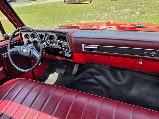 1983 Chevrolet C10 Scottsdale LWB