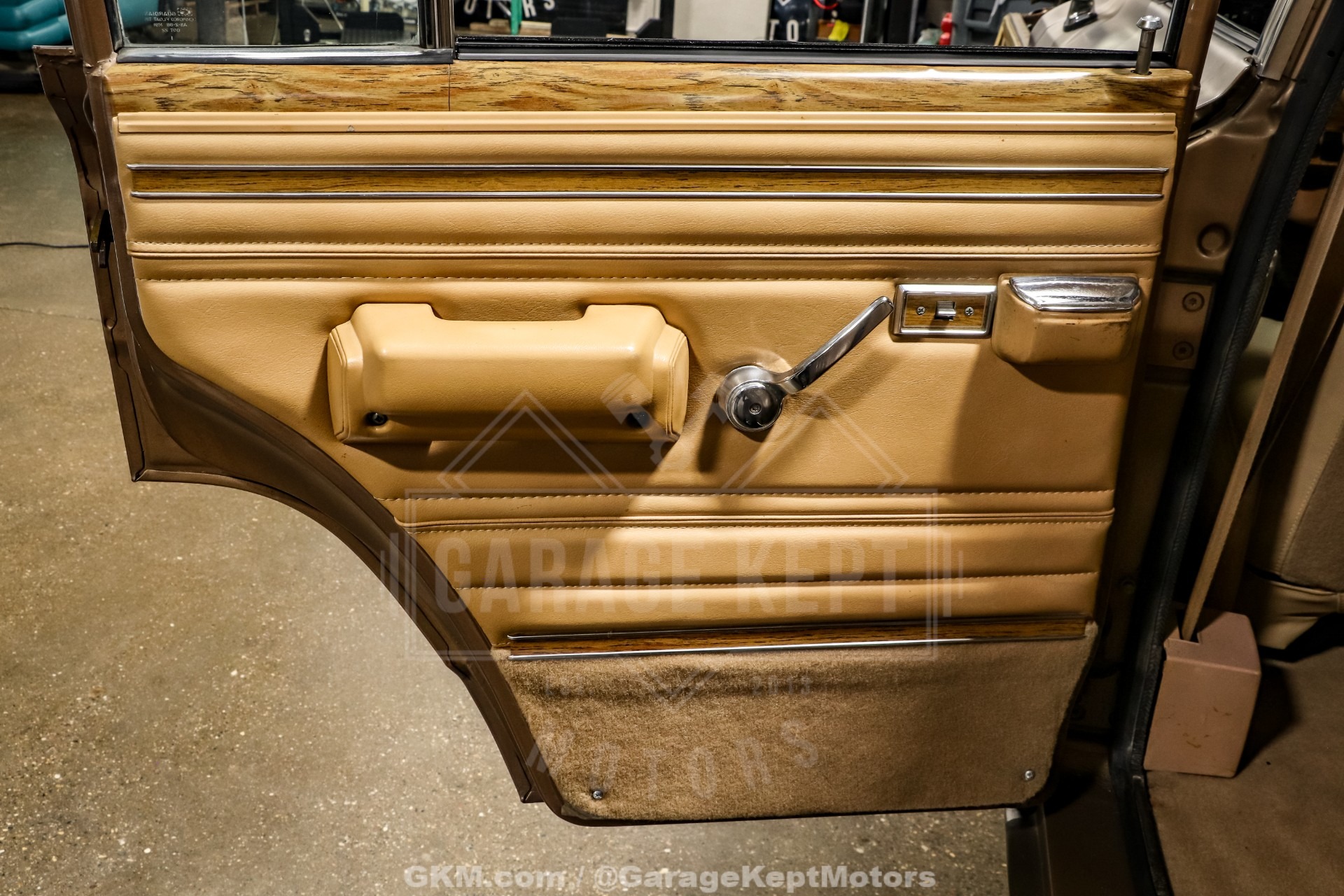 1988 Jeep Grand Wagoneer