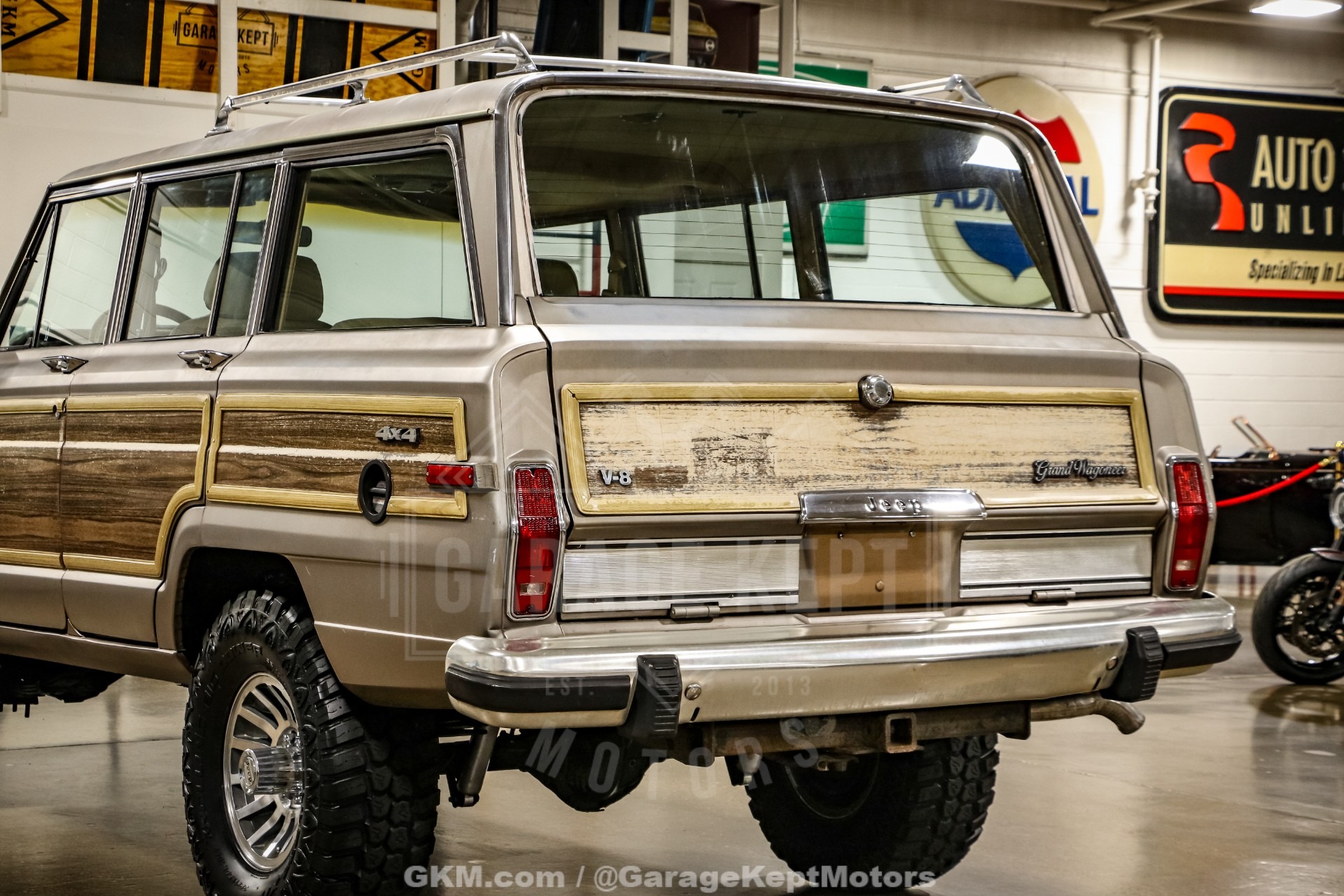1988 Jeep Grand Wagoneer