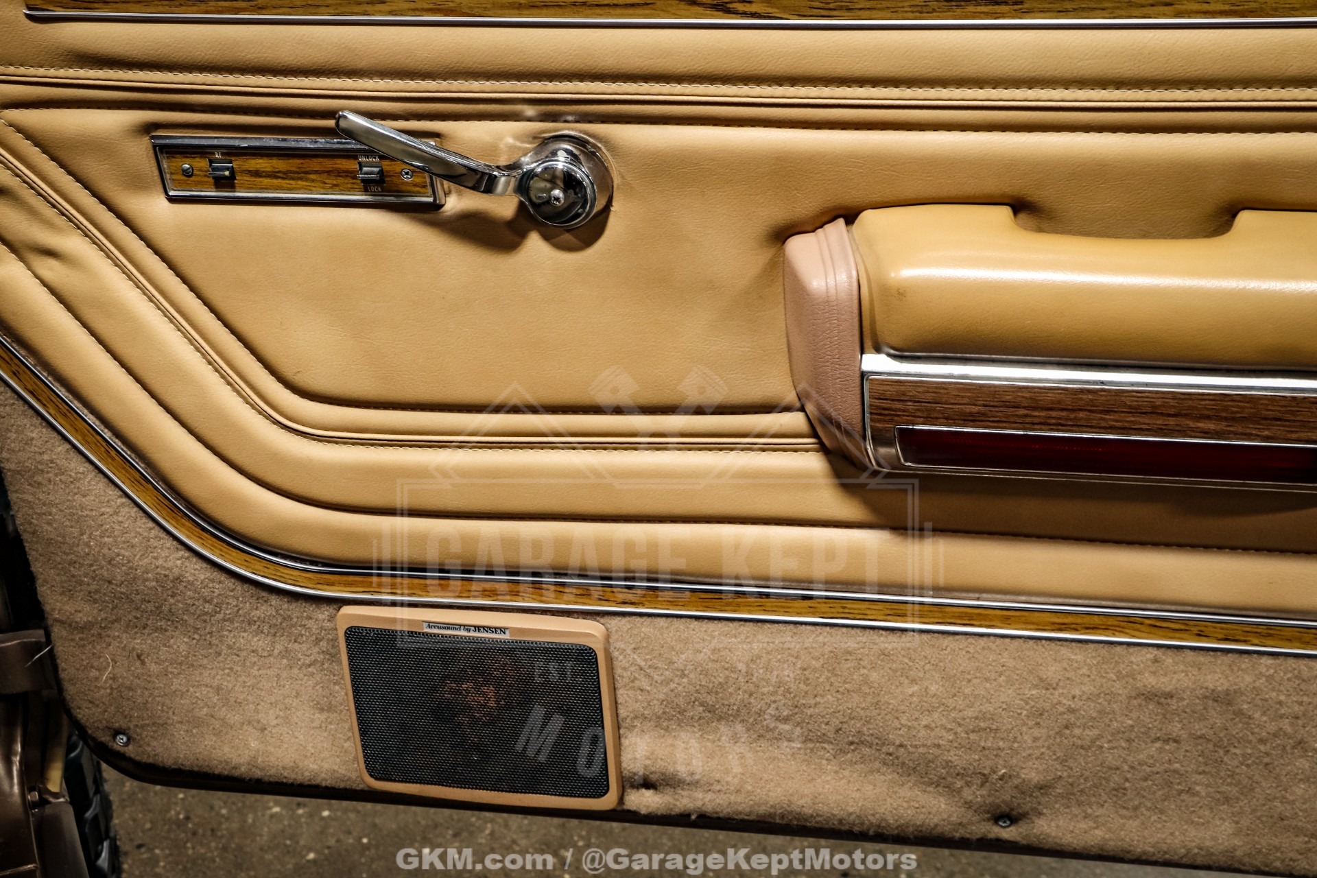 1988 Jeep Grand Wagoneer