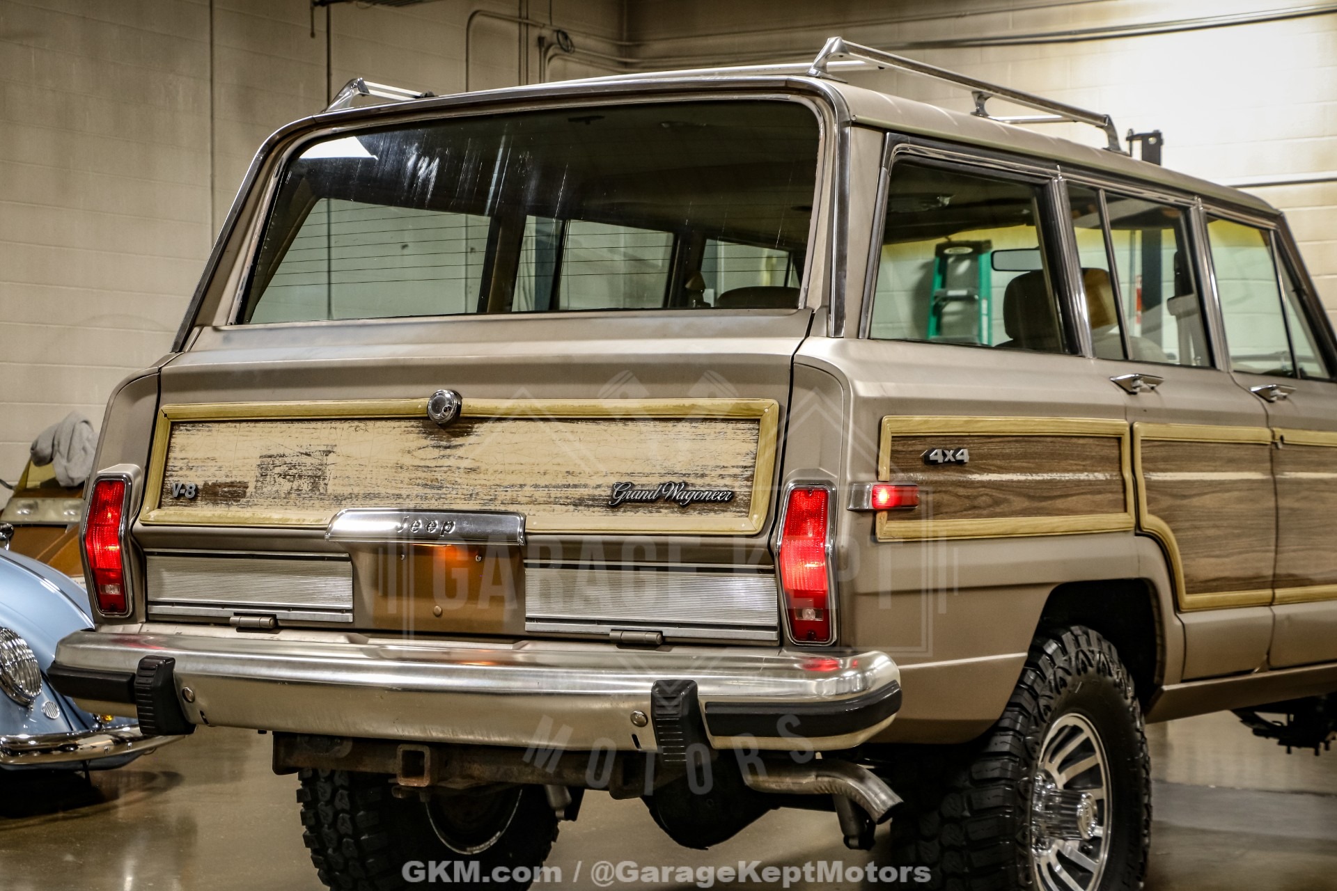 1988 Jeep Grand Wagoneer