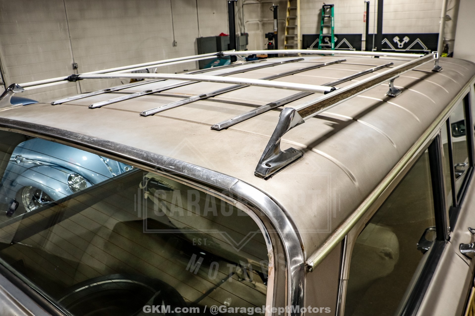 1988 Jeep Grand Wagoneer