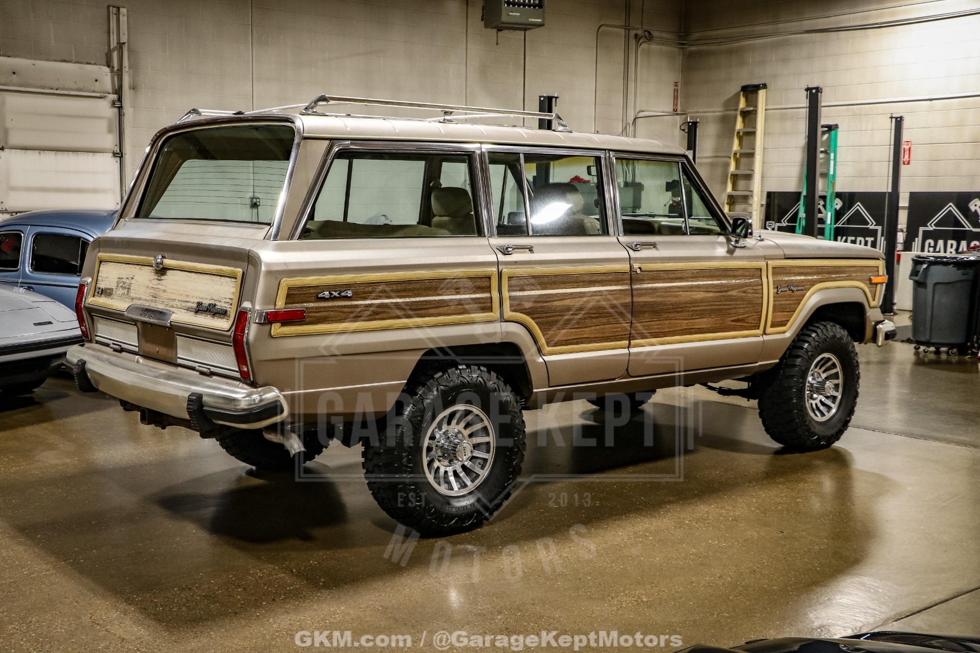 1988 Jeep Grand Wagoneer