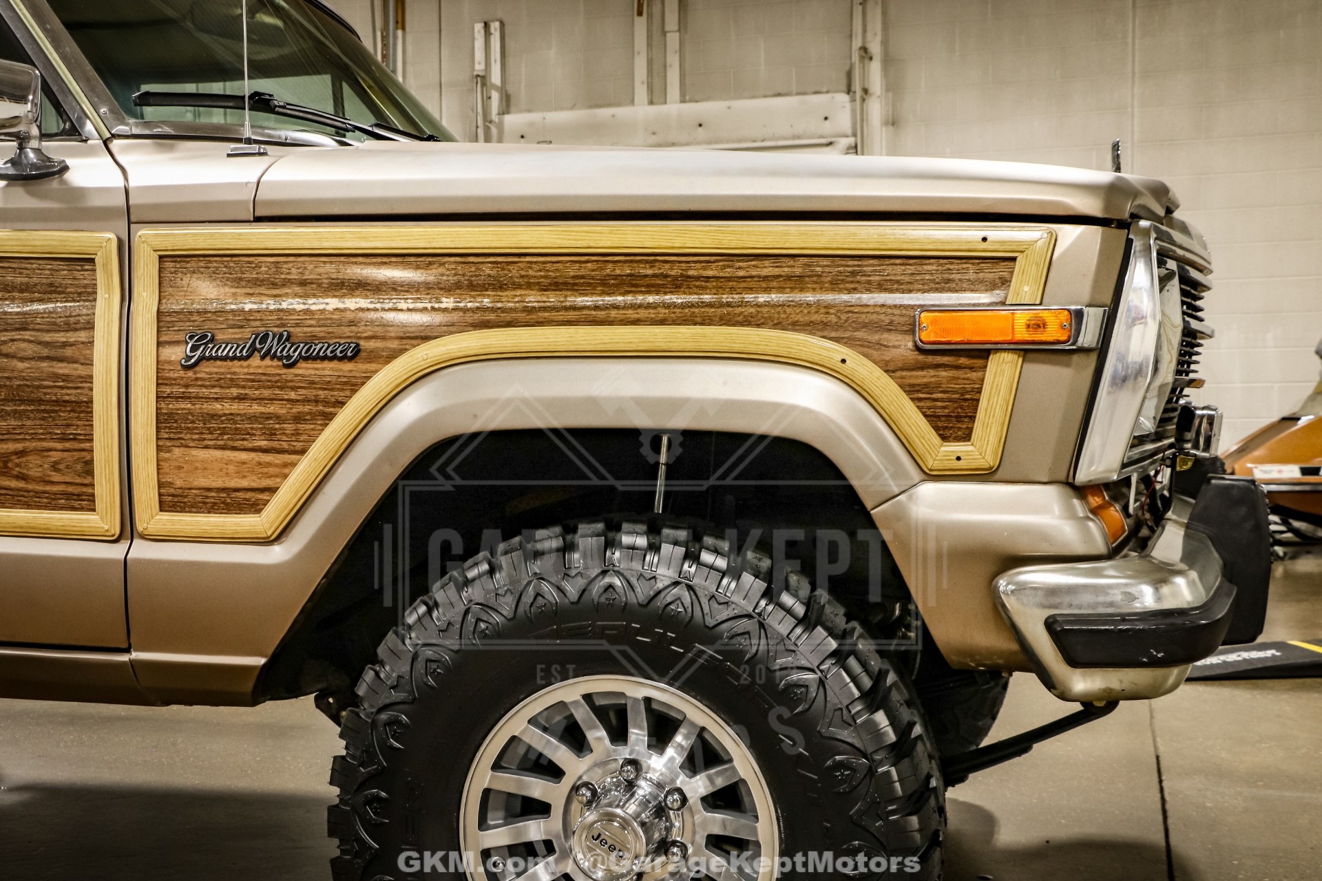 1988 Jeep Grand Wagoneer
