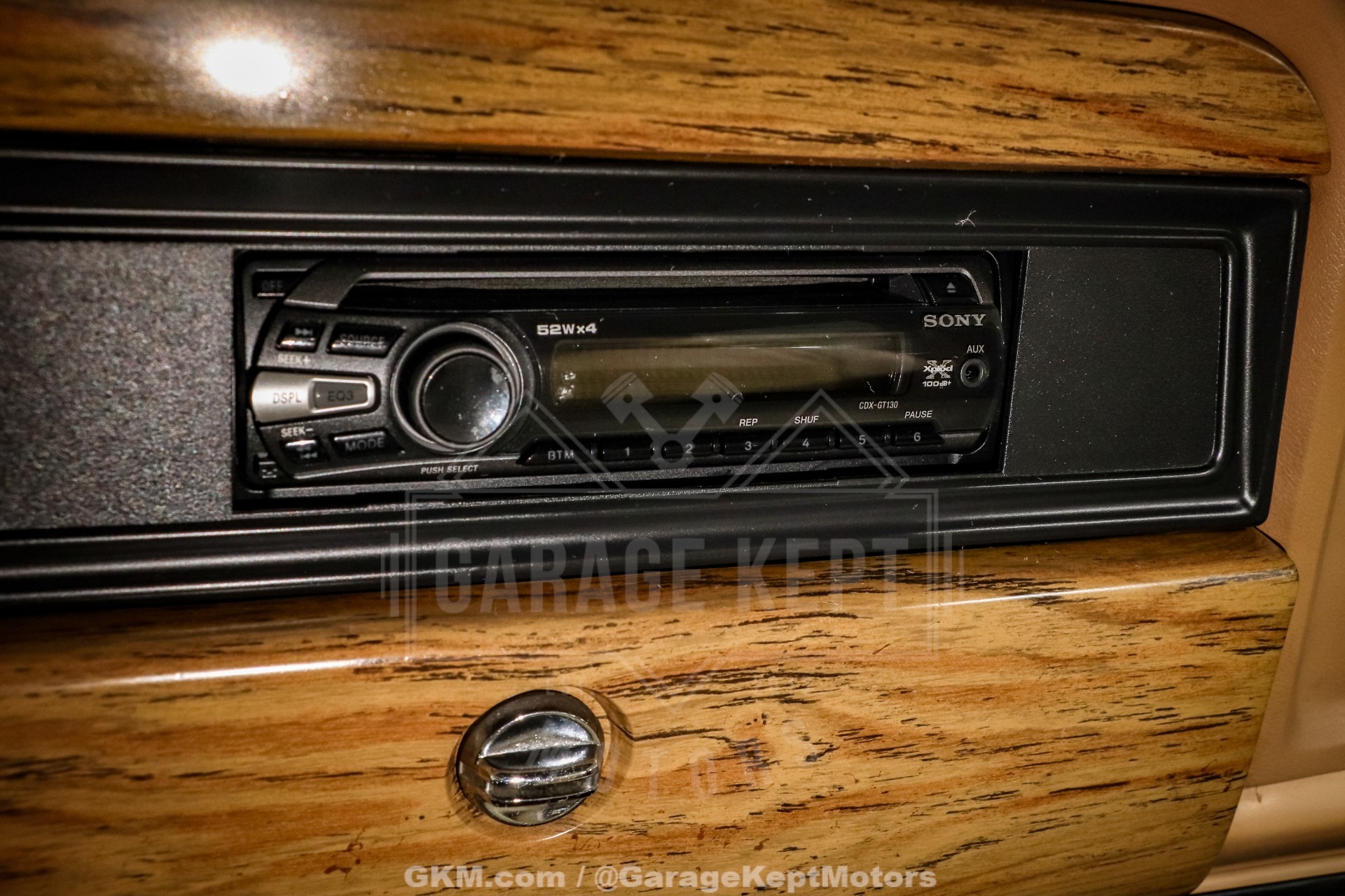 1988 Jeep Grand Wagoneer