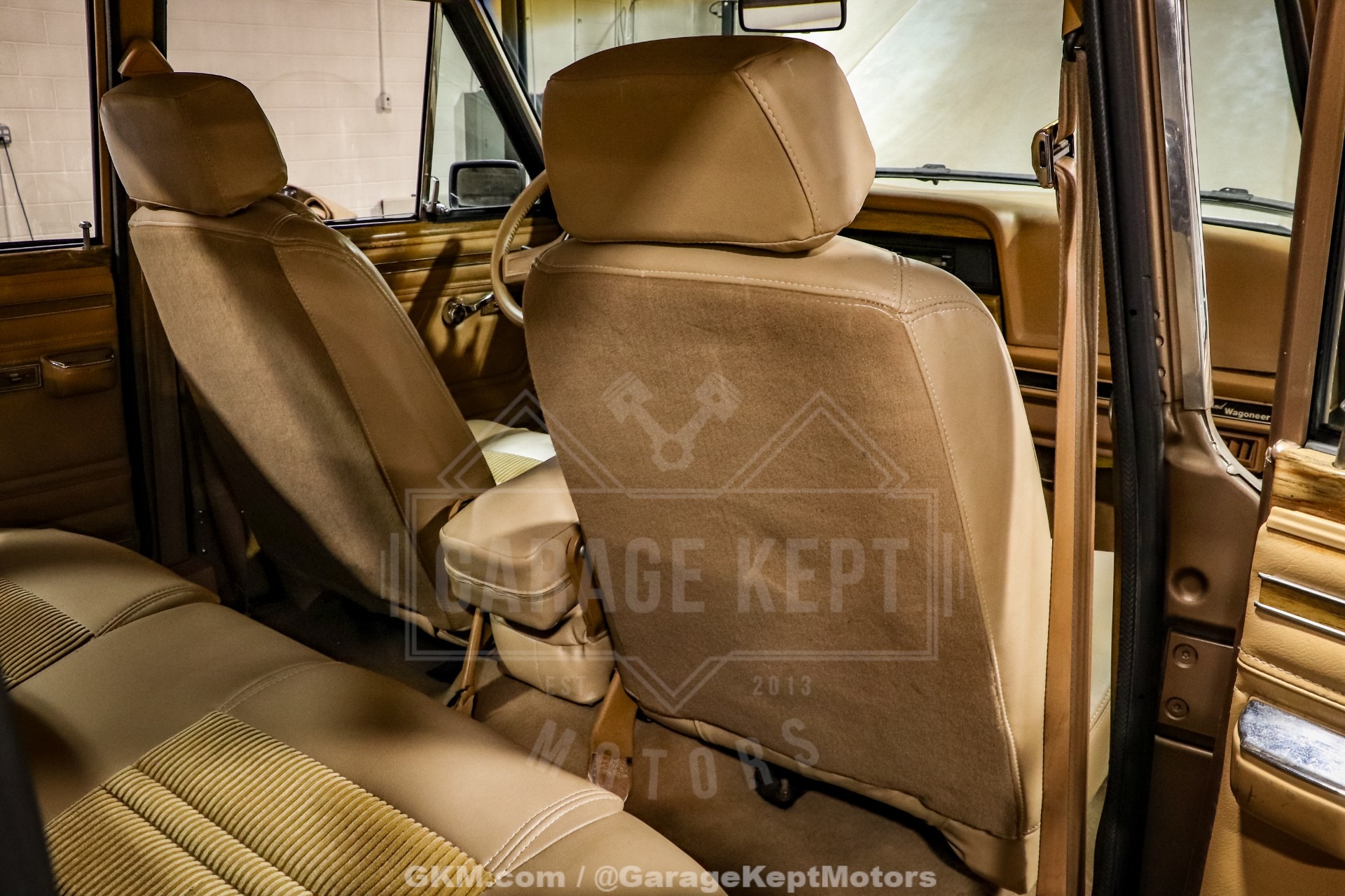1988 Jeep Grand Wagoneer