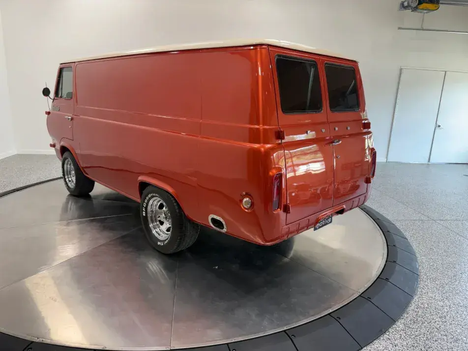 1966 Ford Econoline Supervan - 4