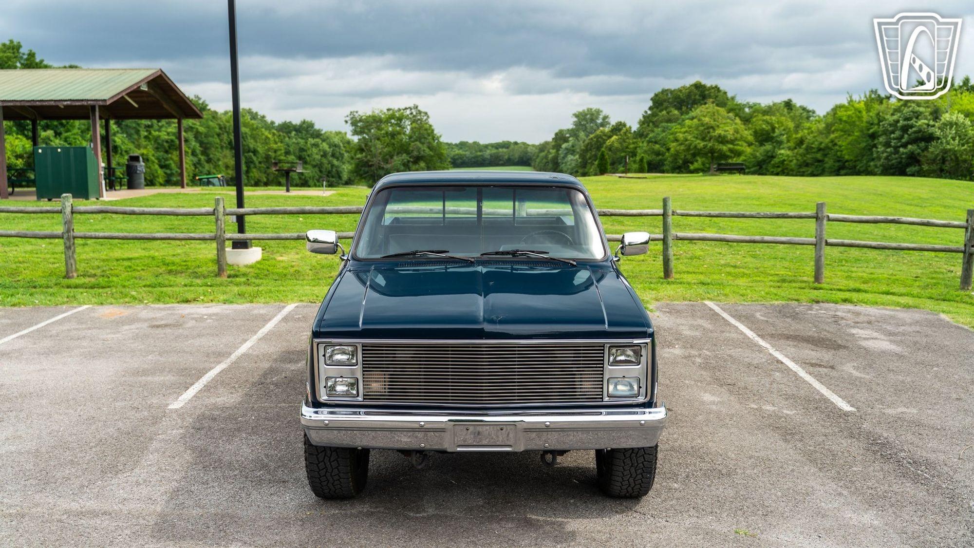 1985 Chevrolet K10 Silverado - 2