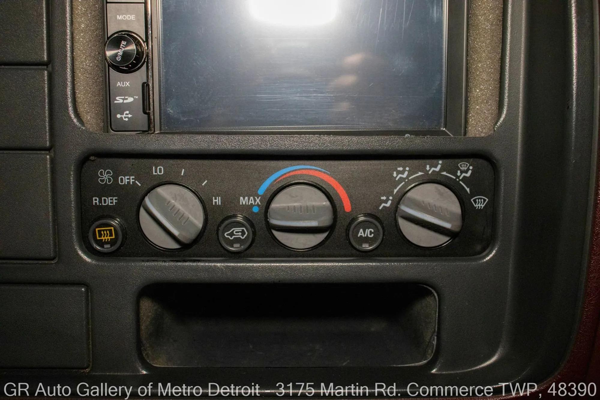 1998 Chevrolet Tahoe LS