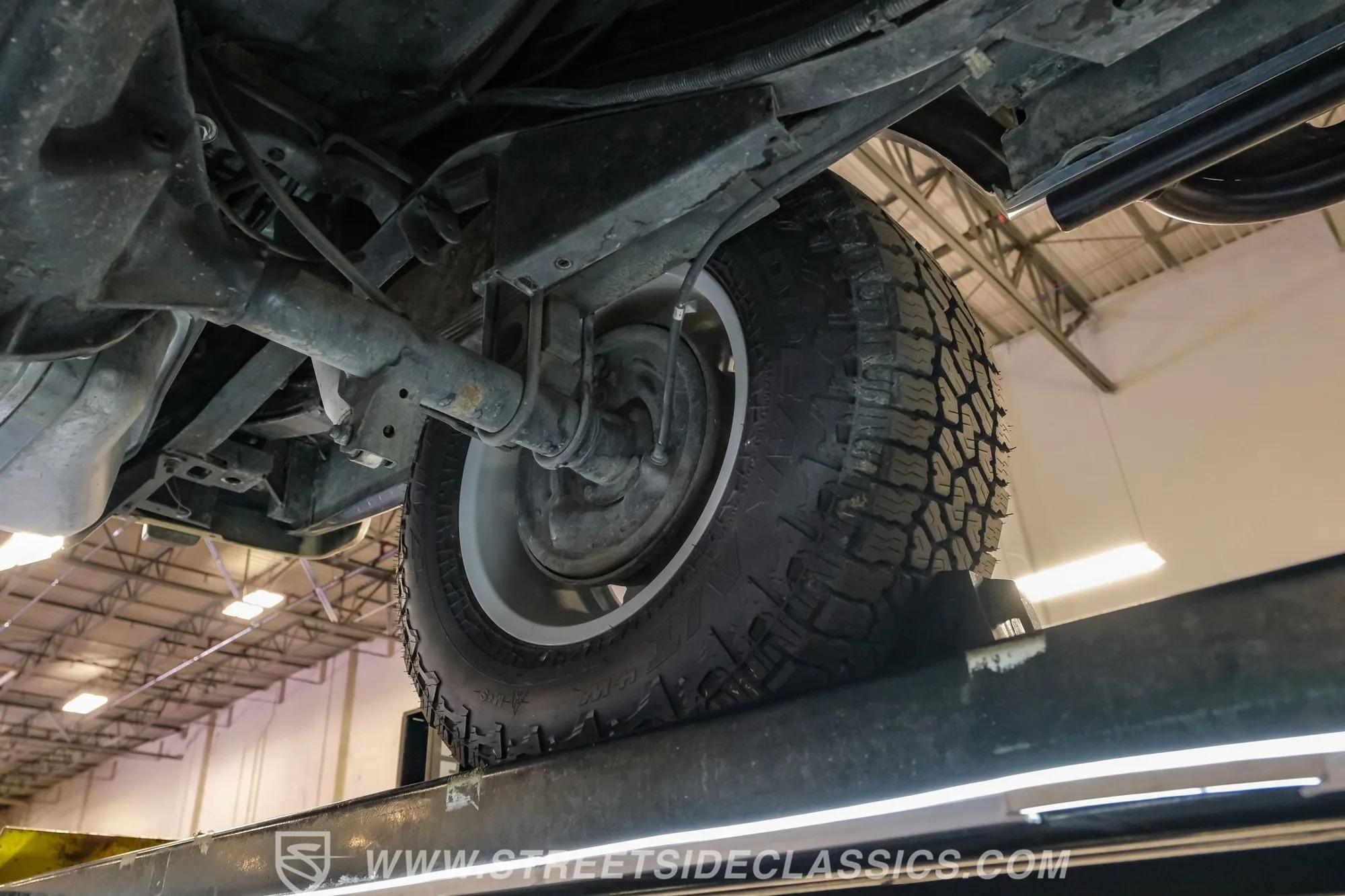 LS-Powered 1985 Jeep Grand Wagoneer Restomod