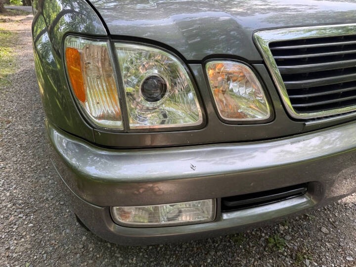 2002 Lexus LX 470