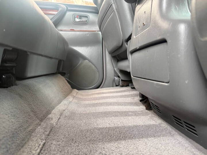 2002 Lexus LX 470