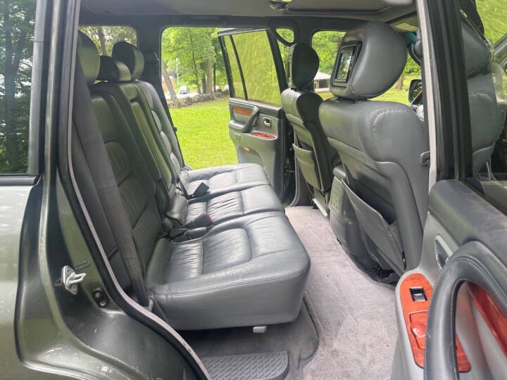 2002 Lexus LX 470