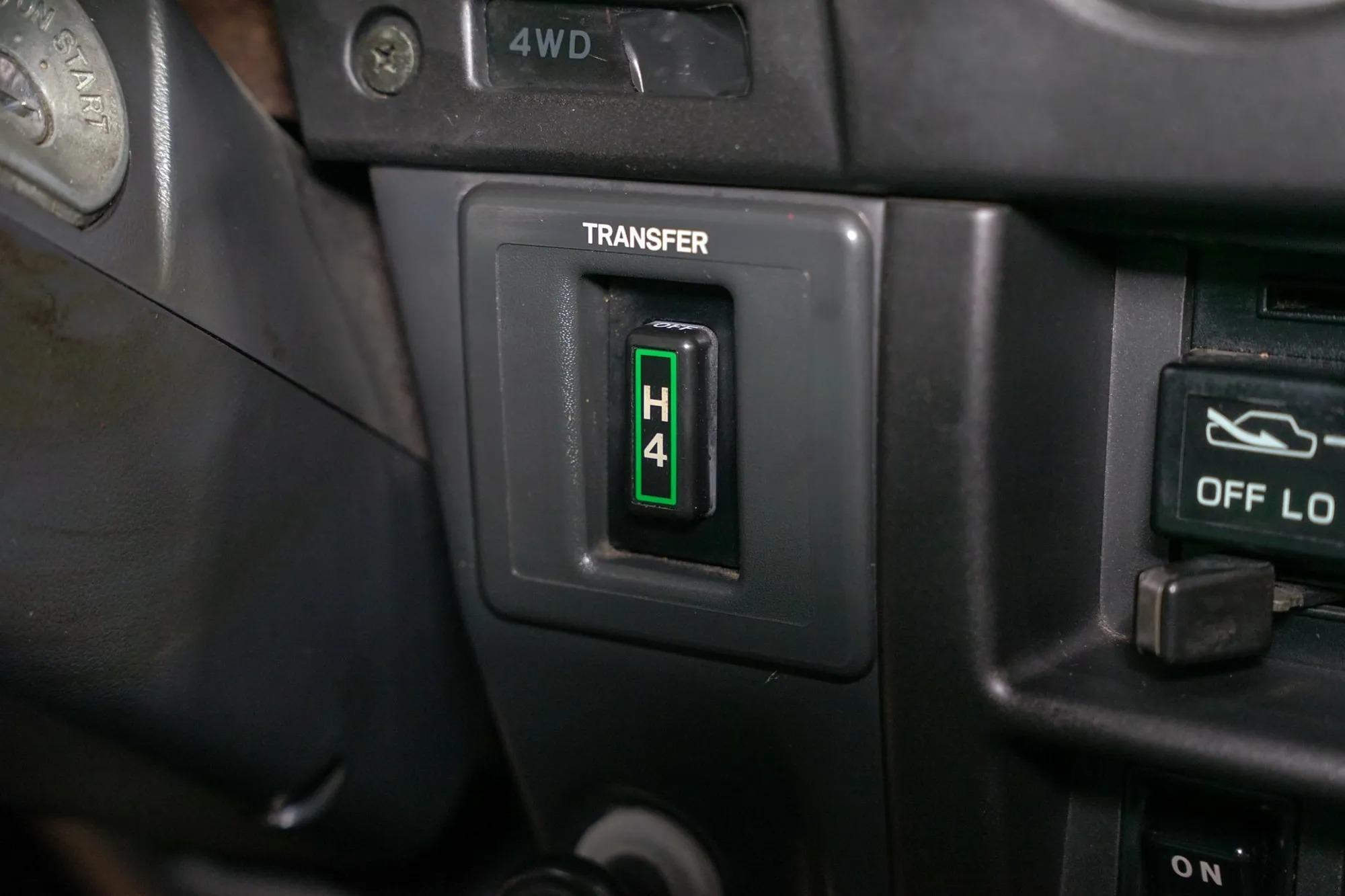 1989 Toyota Land Cruiser FJ62