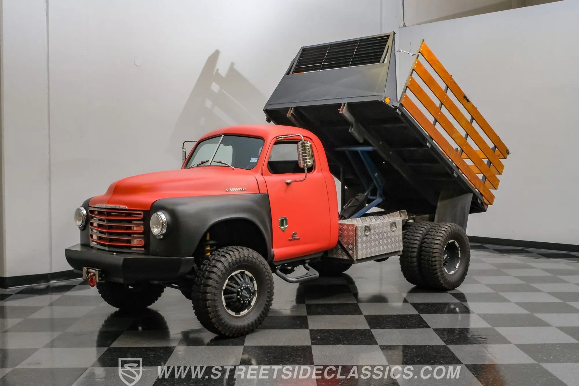 Cummins-Powered 1949 Studebaker Pickup 4×4