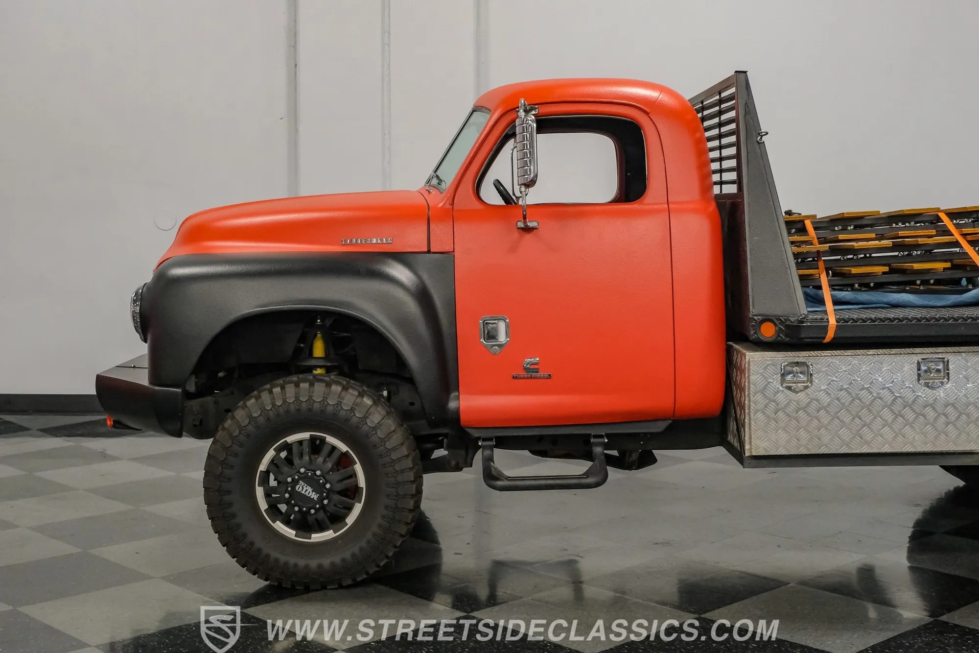 Cummins-Powered 1949 Studebaker Pickup 4×4