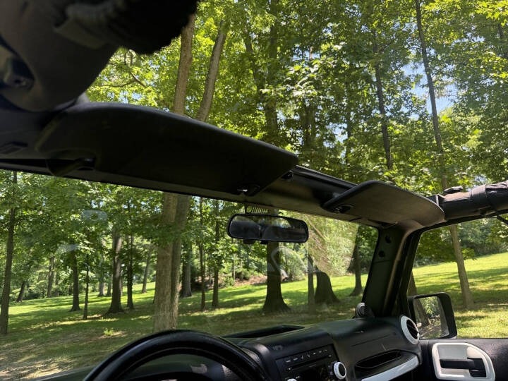 2011 Jeep Wrangler Unlimited Sahara