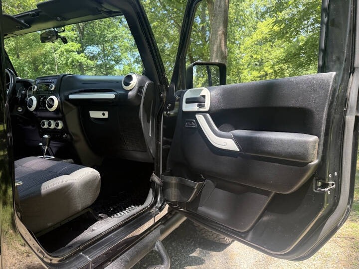 2011 Jeep Wrangler Unlimited Sahara