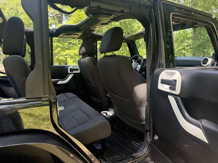 2011 Jeep Wrangler Unlimited Sahara