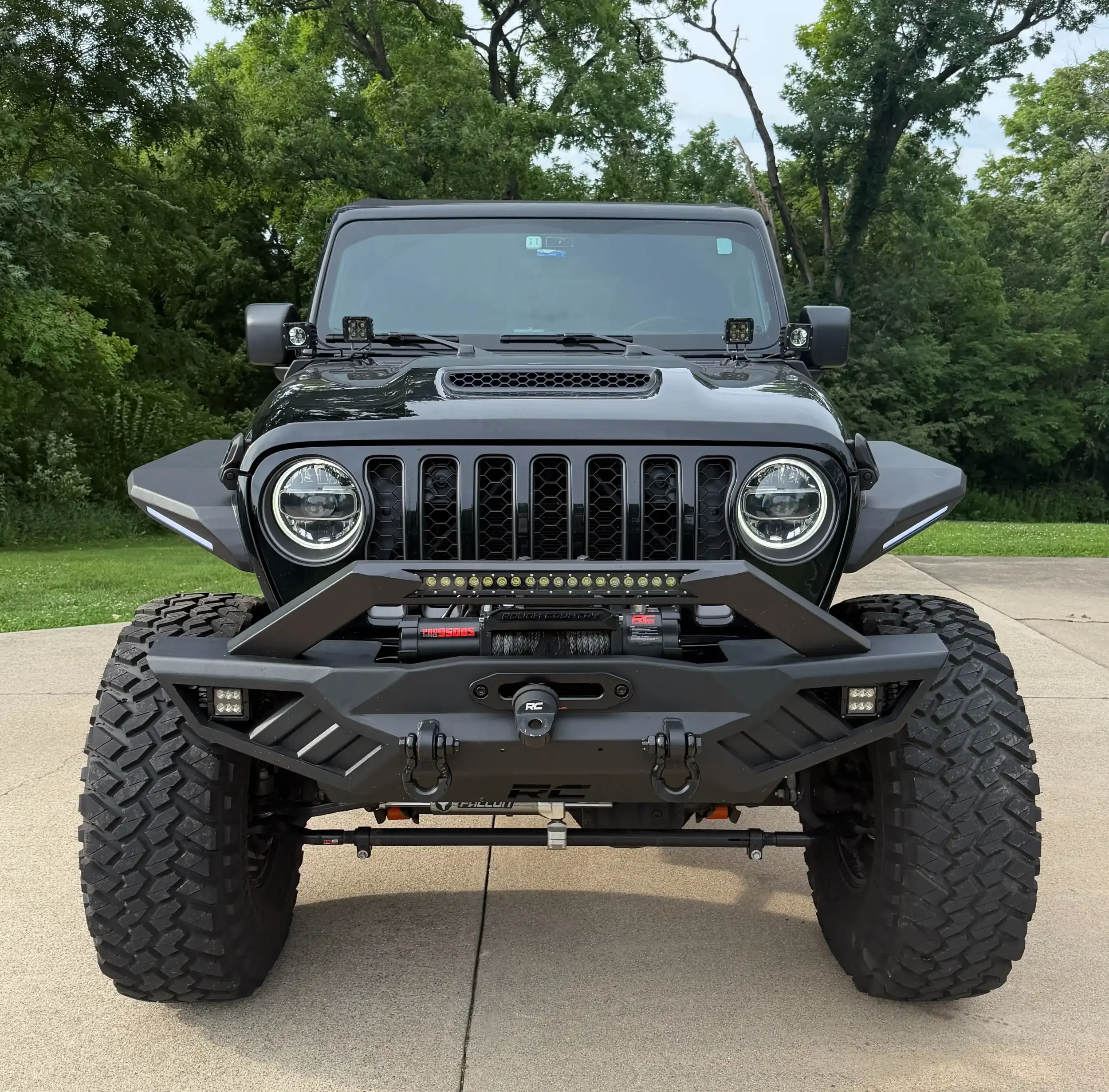 Modified 2022 Jeep Gladiator Mojave - 4