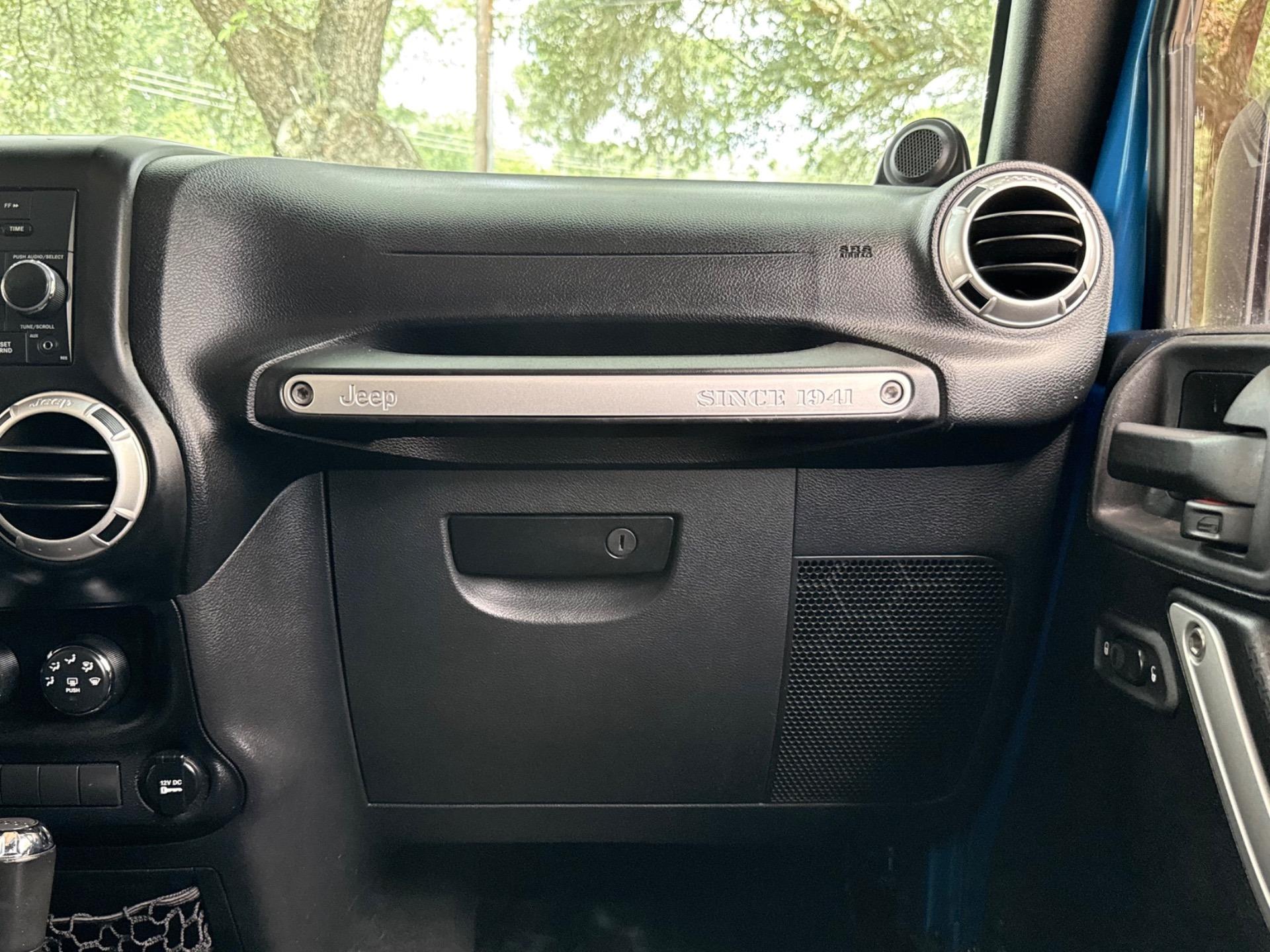 2014 Jeep Wrangler Unlimited Freedom Edition