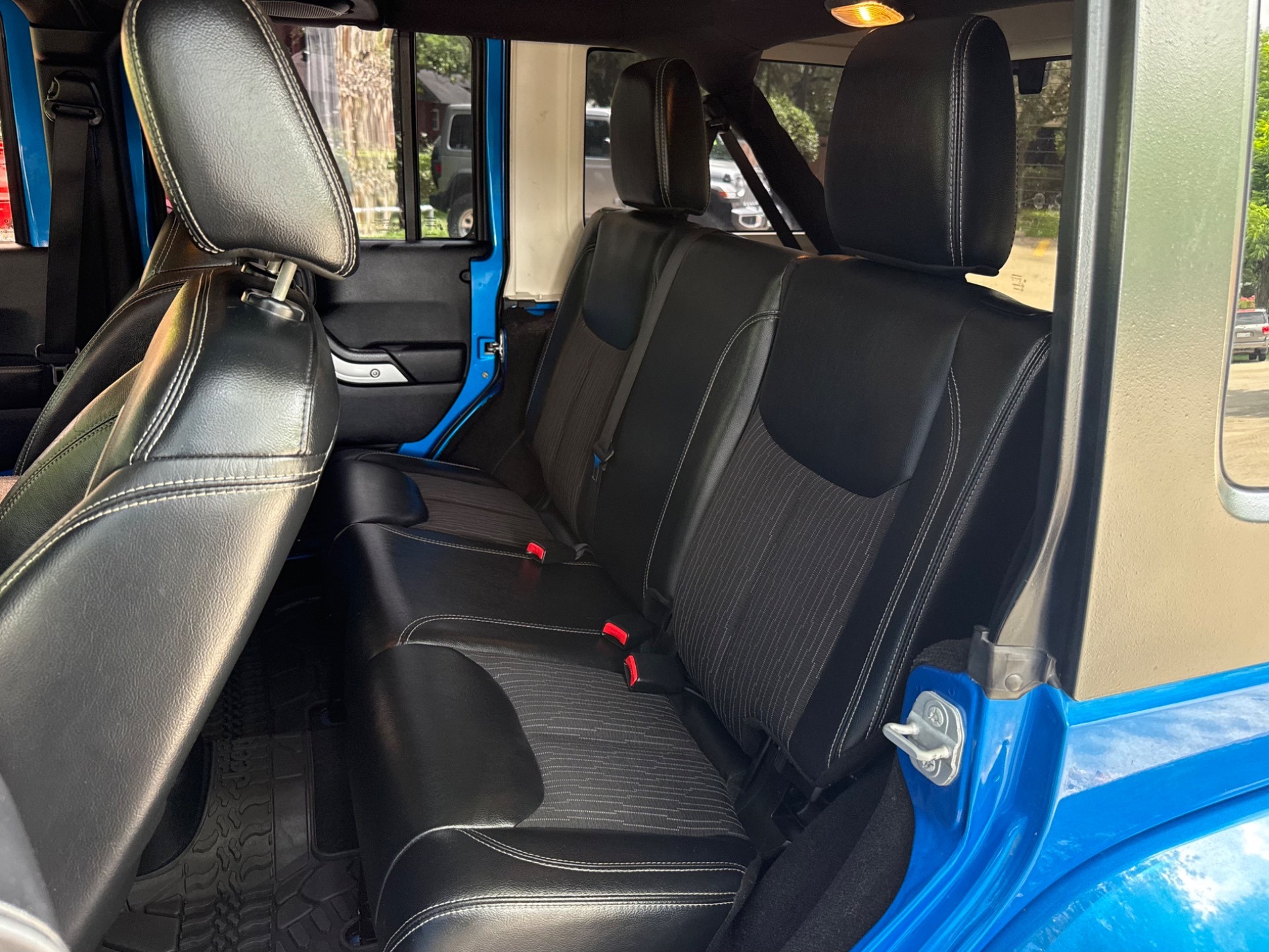 2014 Jeep Wrangler Unlimited Freedom Edition