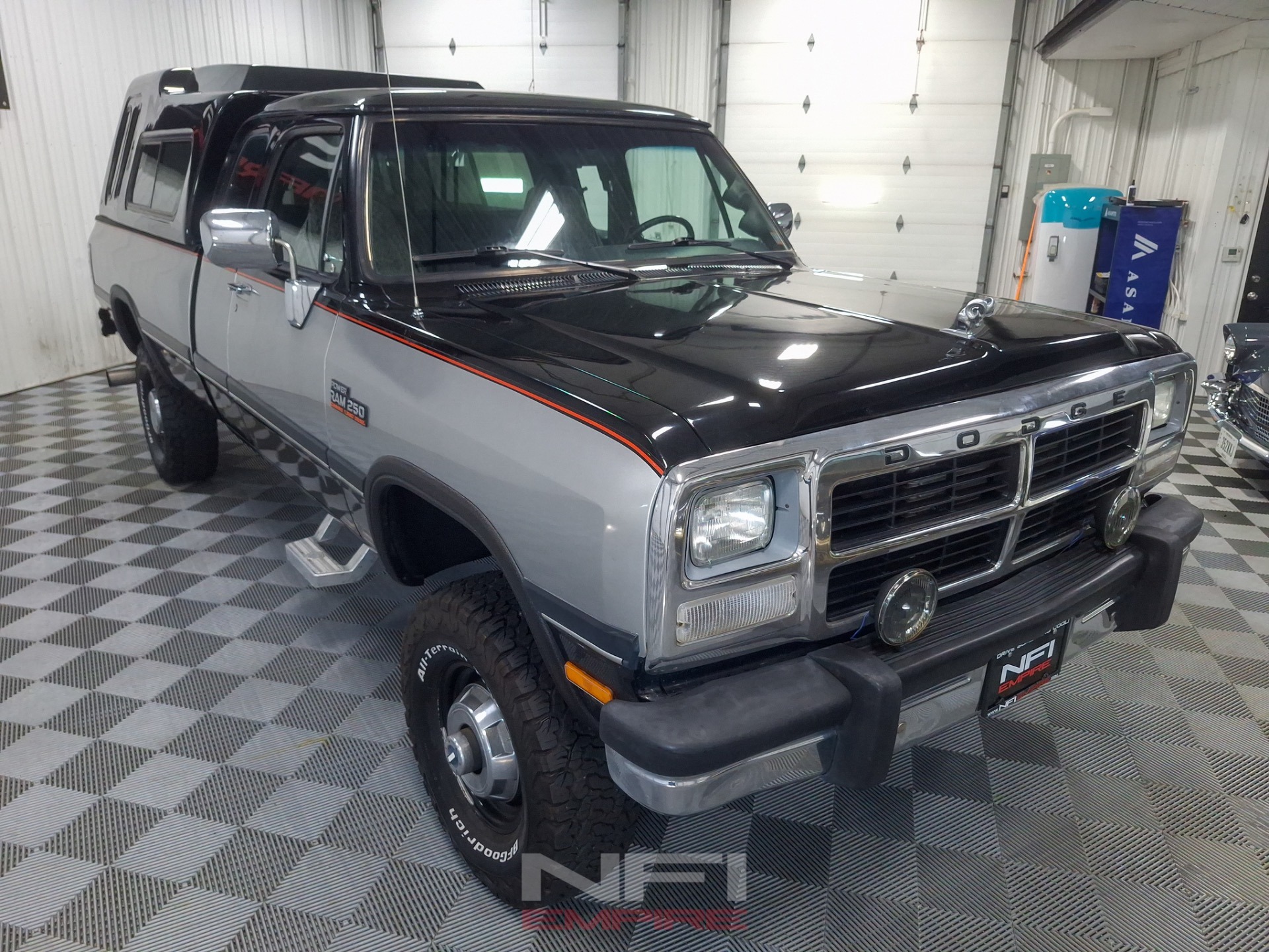 1993 Dodge W250 Club Cab - 5