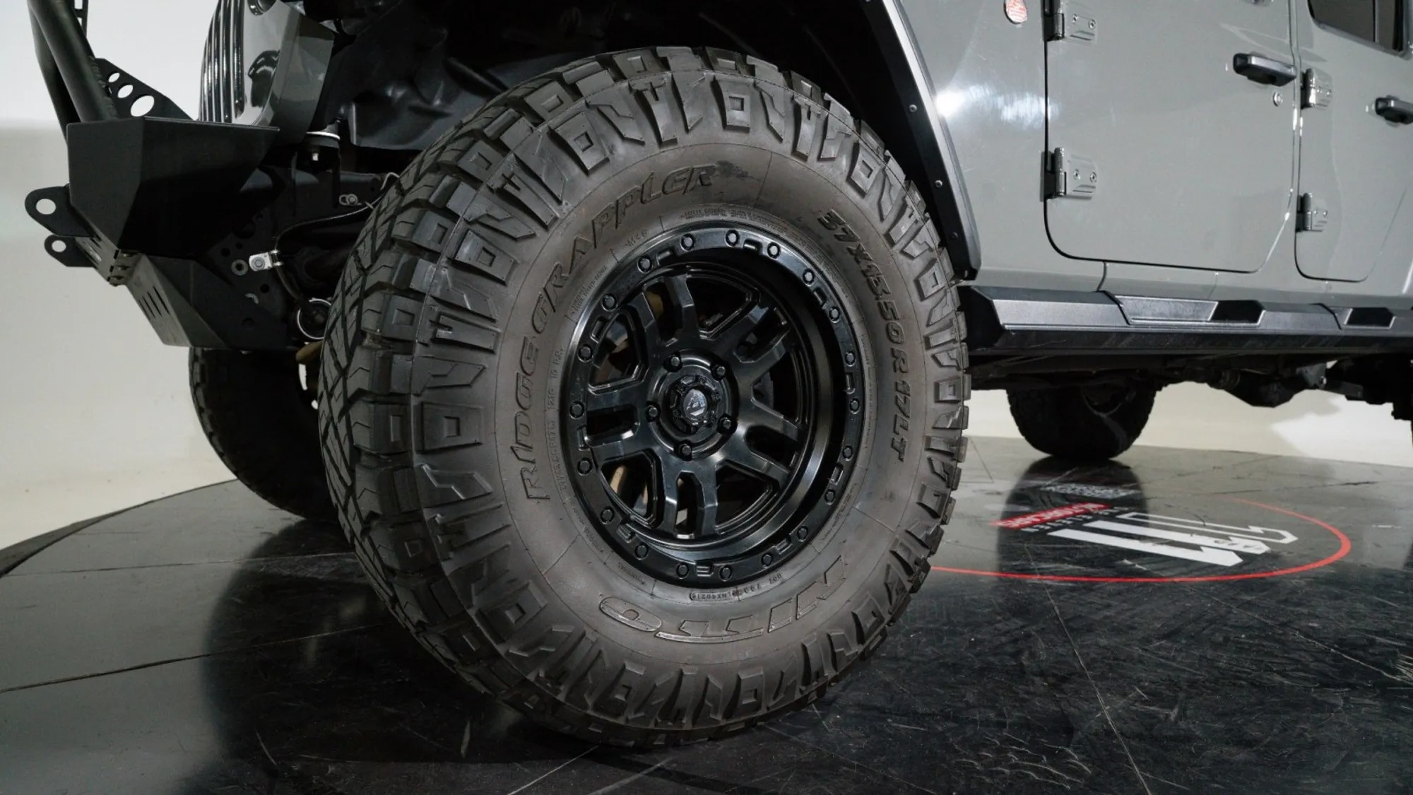 392-Powered 2021 Jeep Gladiator Mojave AMW Build