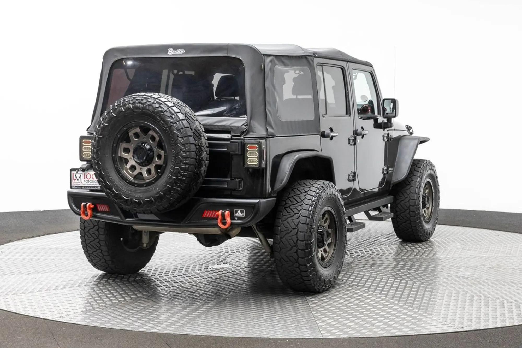2012 Jeep Wrangler Unlimited Rubicon - 5