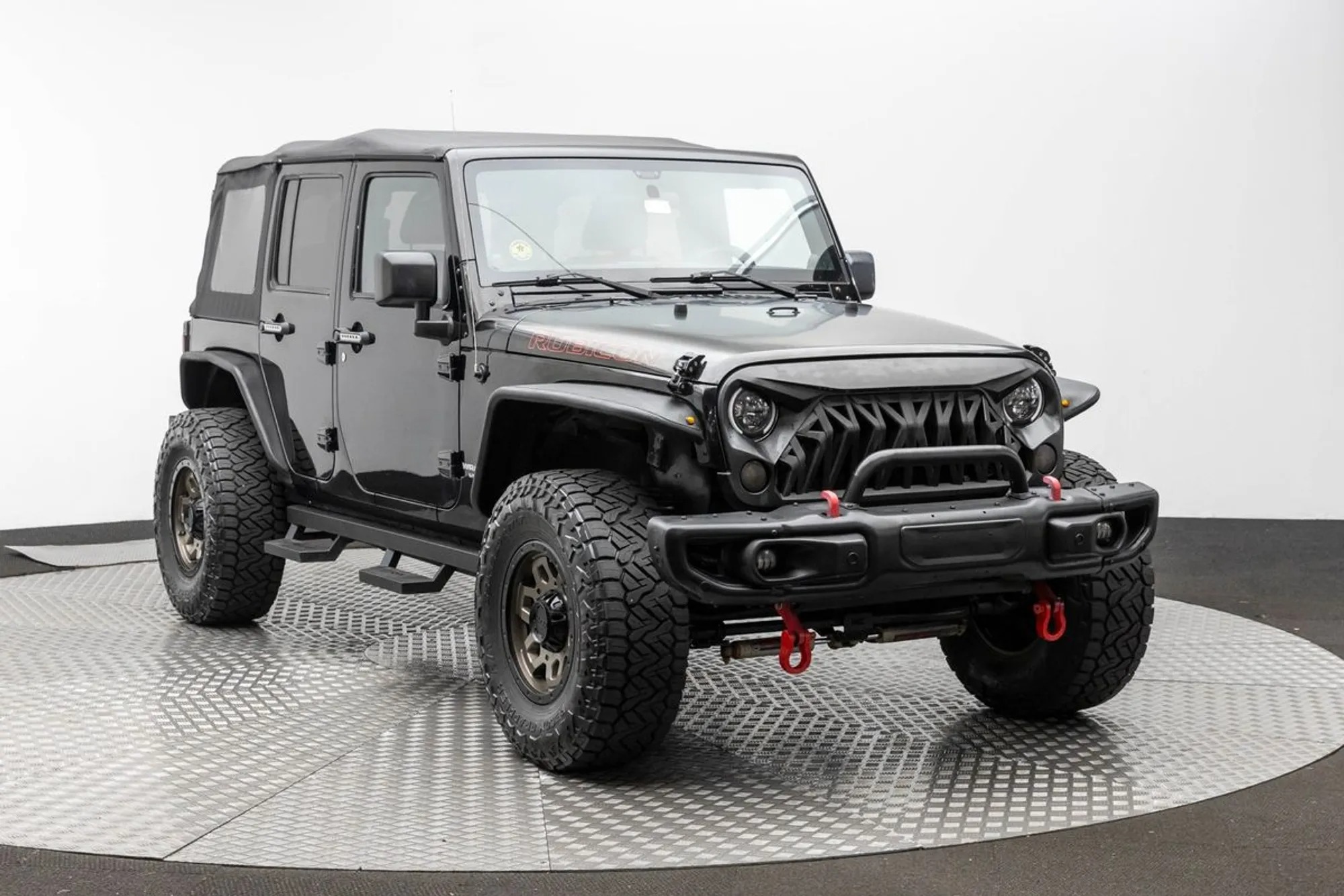 2012 Jeep Wrangler Unlimited Rubicon - 2