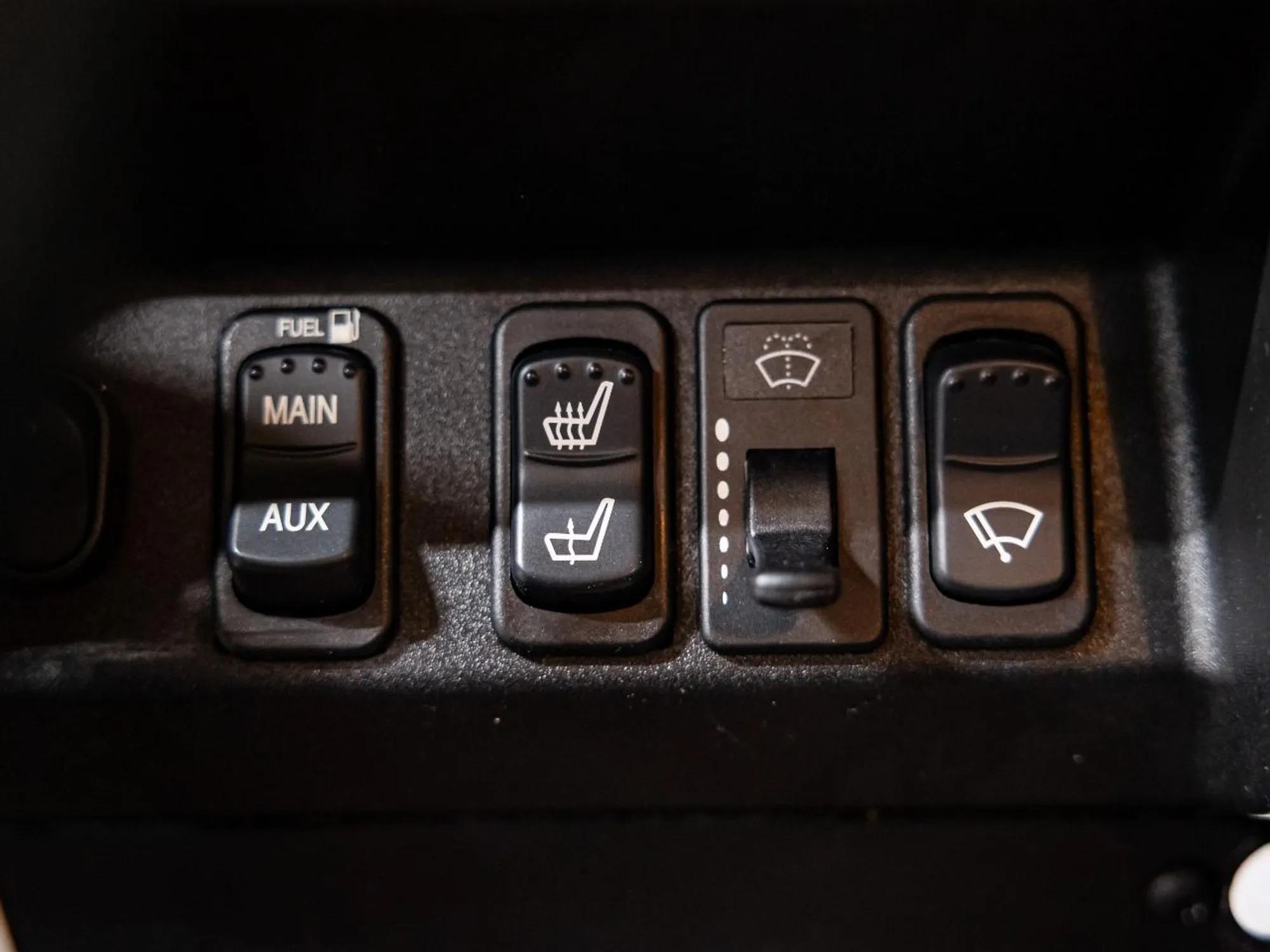 2006 HUMMER H1 Alpha