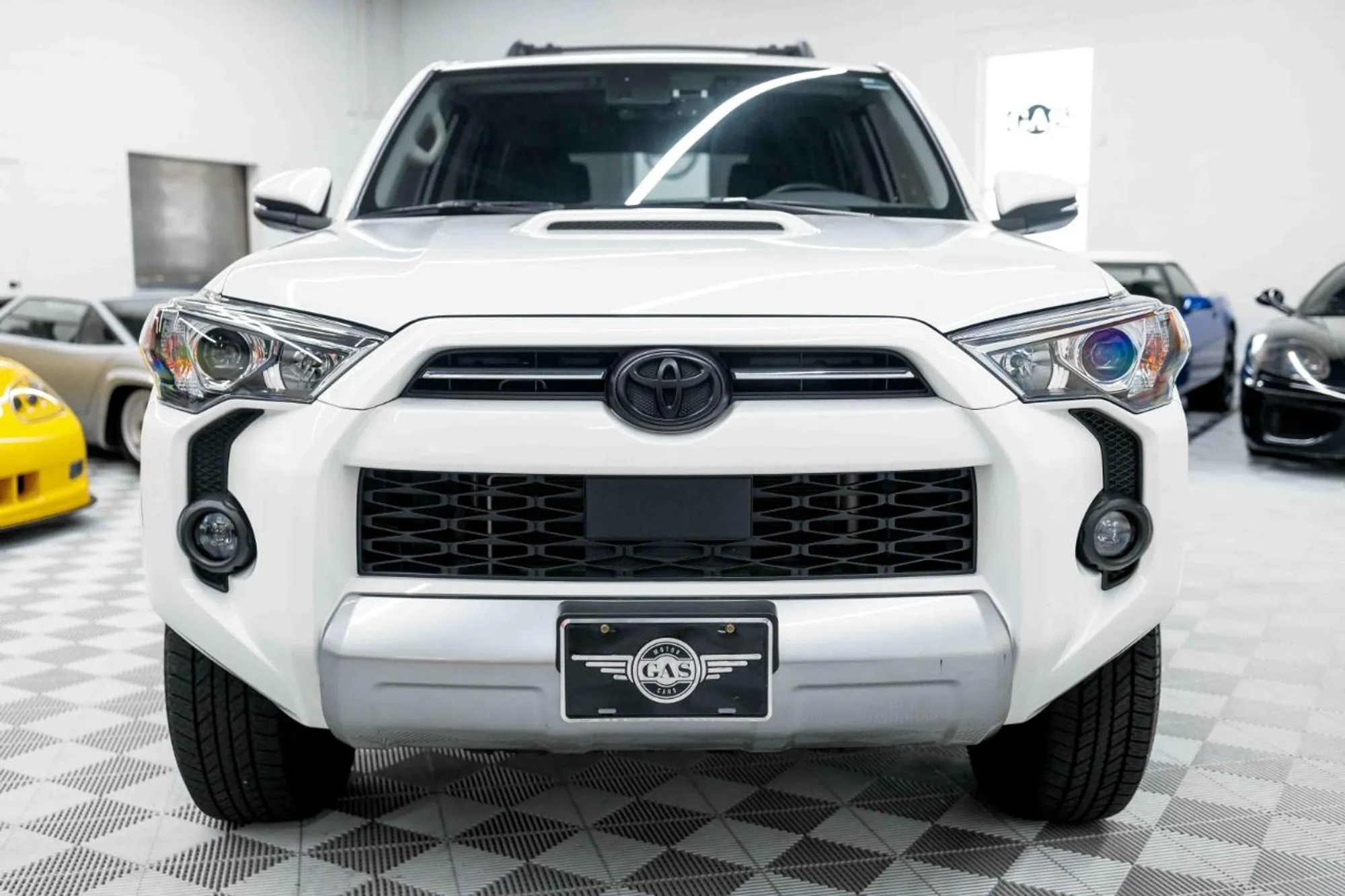 2023 Toyota 4Runner TRD Off-Road Premium - 2