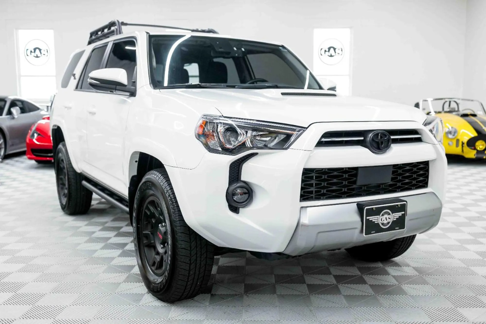 2023 Toyota 4Runner TRD Off-Road Premium - 3